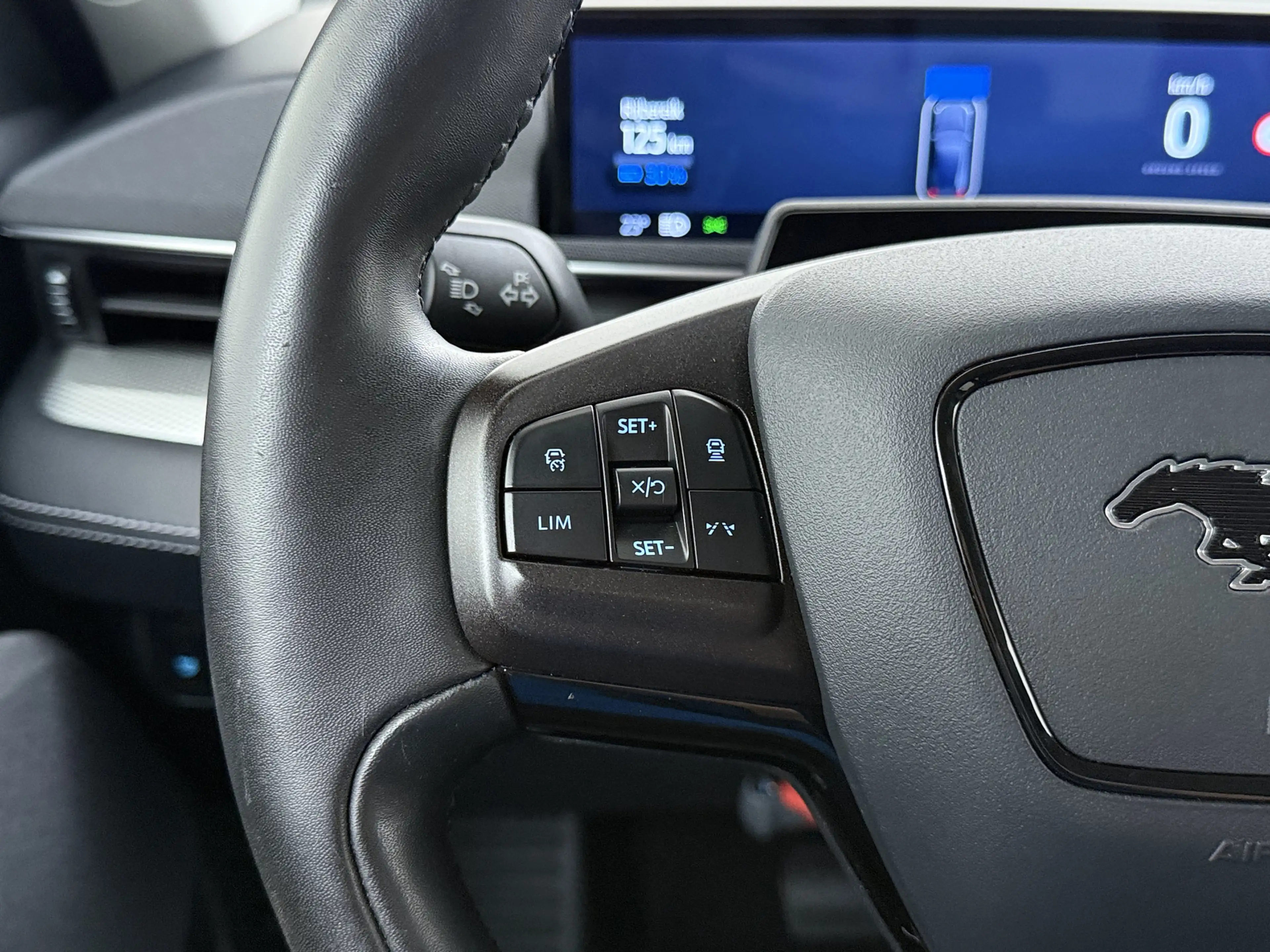 Ford Mustang Mach-E RWD 75kWh SOH 95% Adap.Cruise B&O®-Hifi Leder+Memo — photo 31