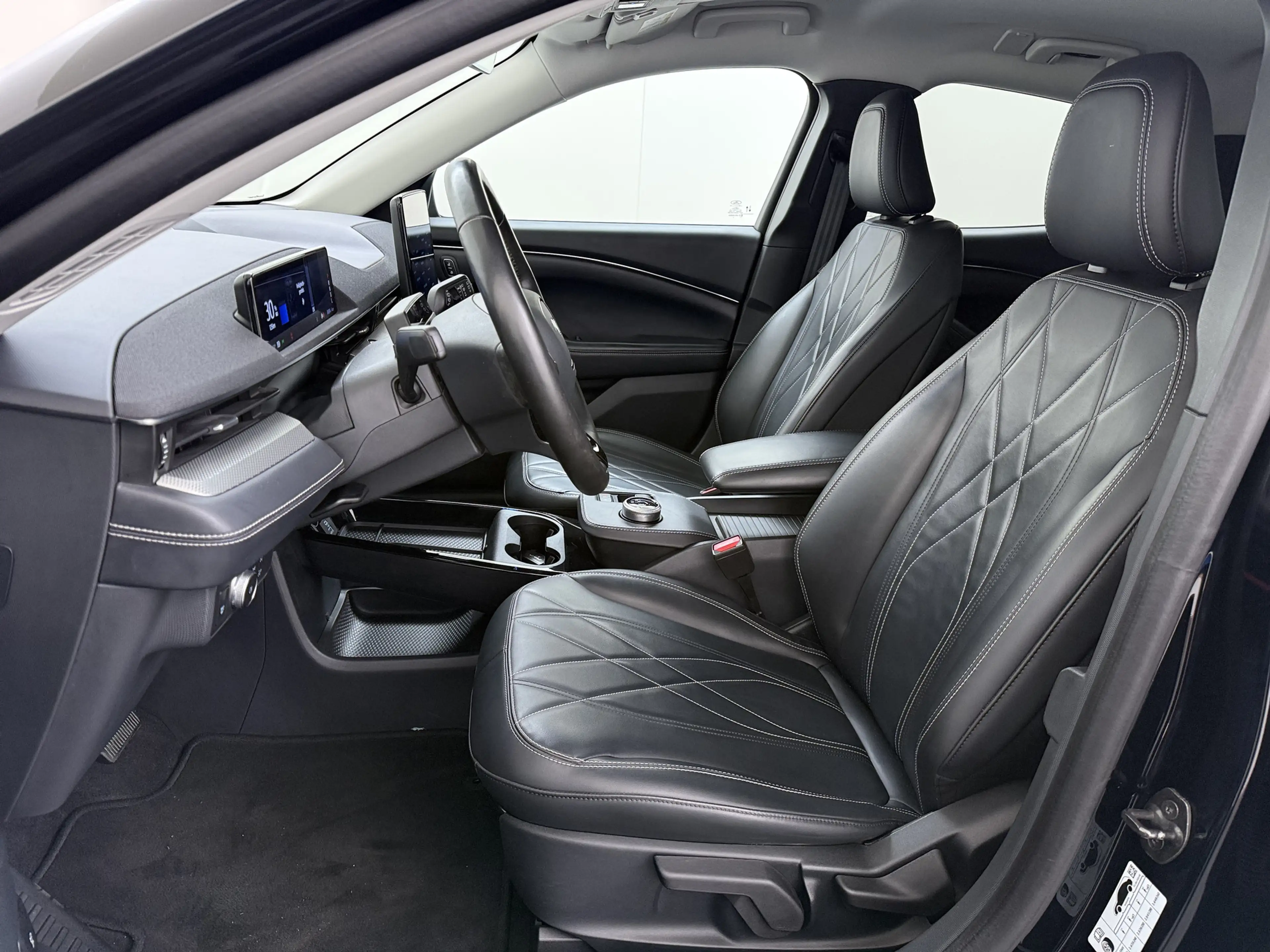 Ford Mustang Mach-E RWD 75kWh SOH 95% Adap.Cruise B&O®-Hifi Leder+Memo — photo 21