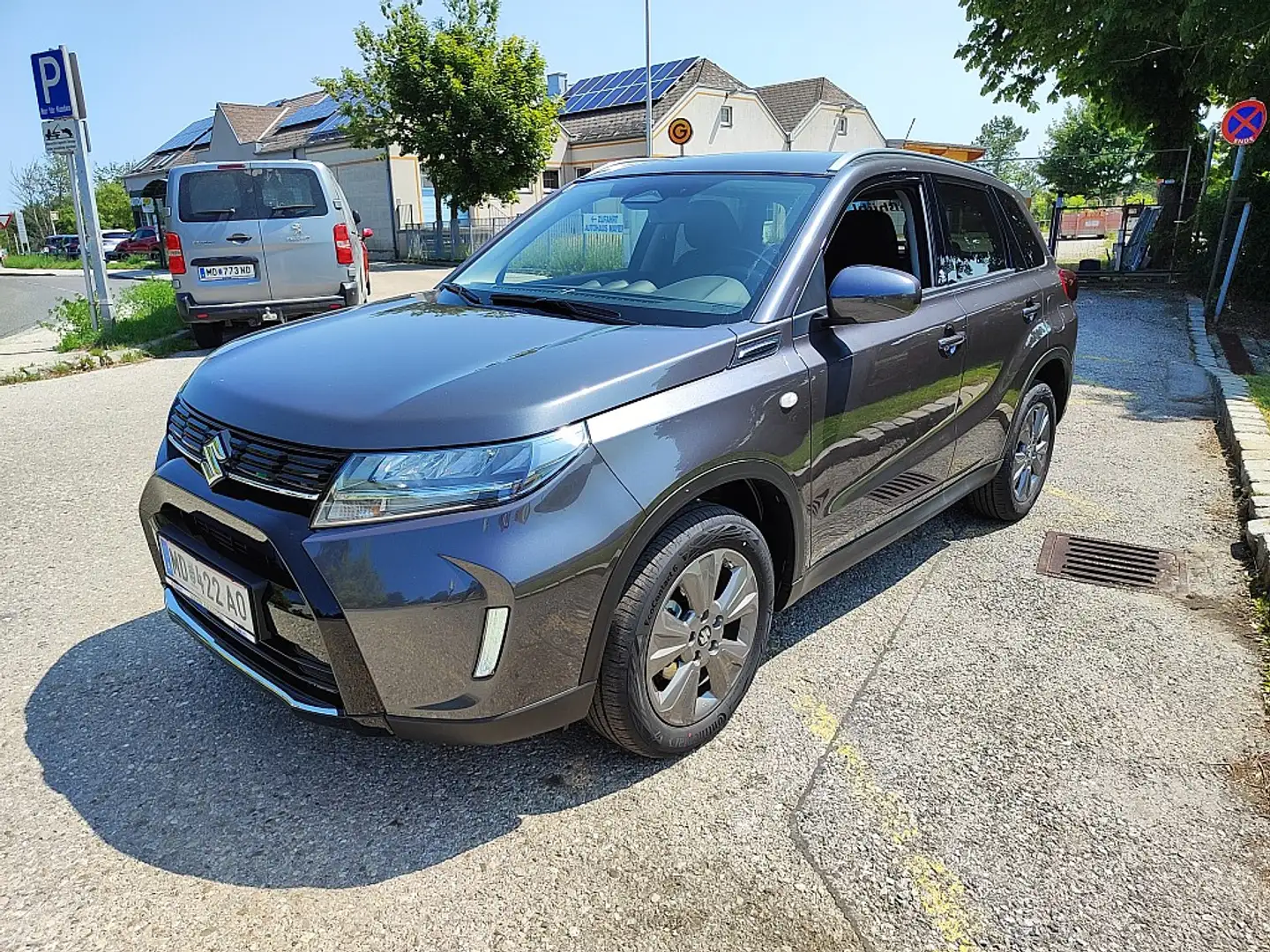 Suzuki Vitara 1,5 Hybrid ALLGRIP 6AGS shine Grau - 2