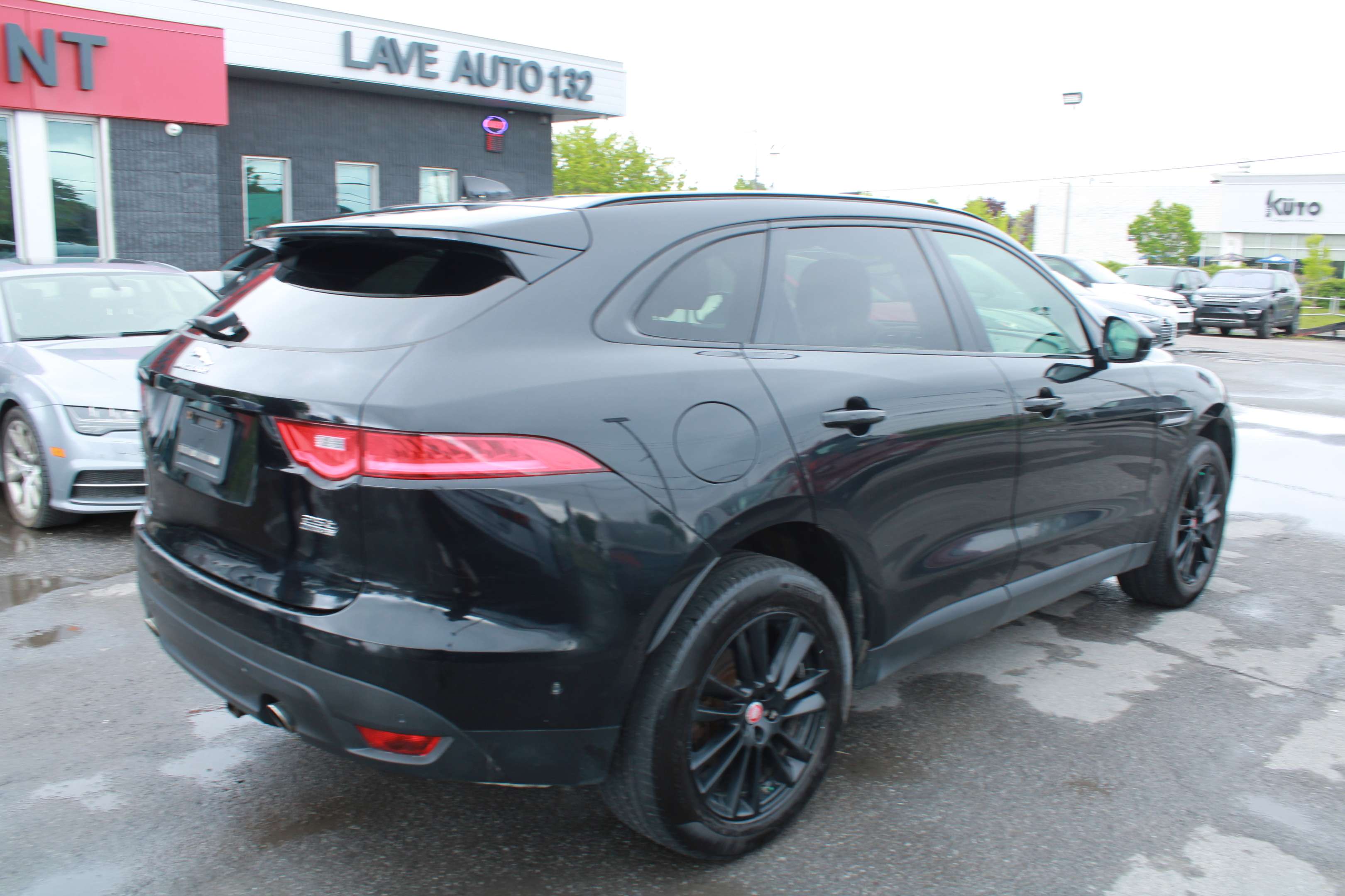 2019 Jaguar F-Pace Prestige - Image 10