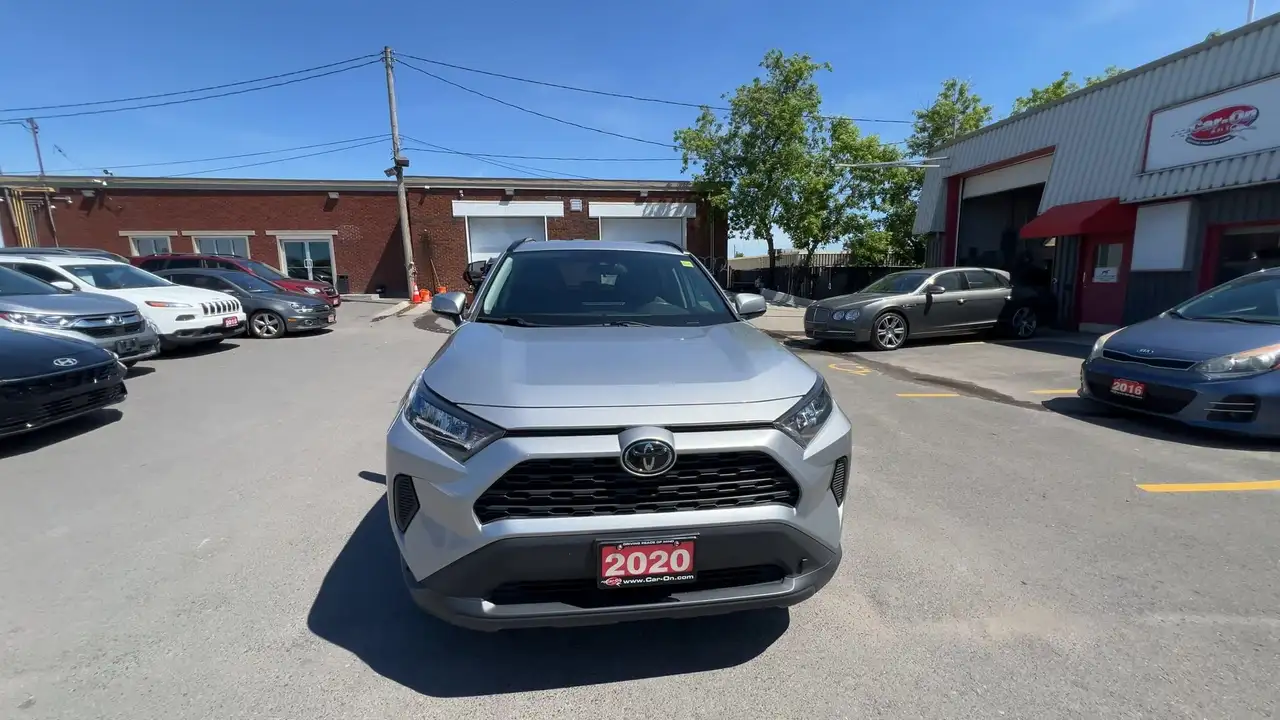 Toyota RAV 4 снимка Toyota RAV 4