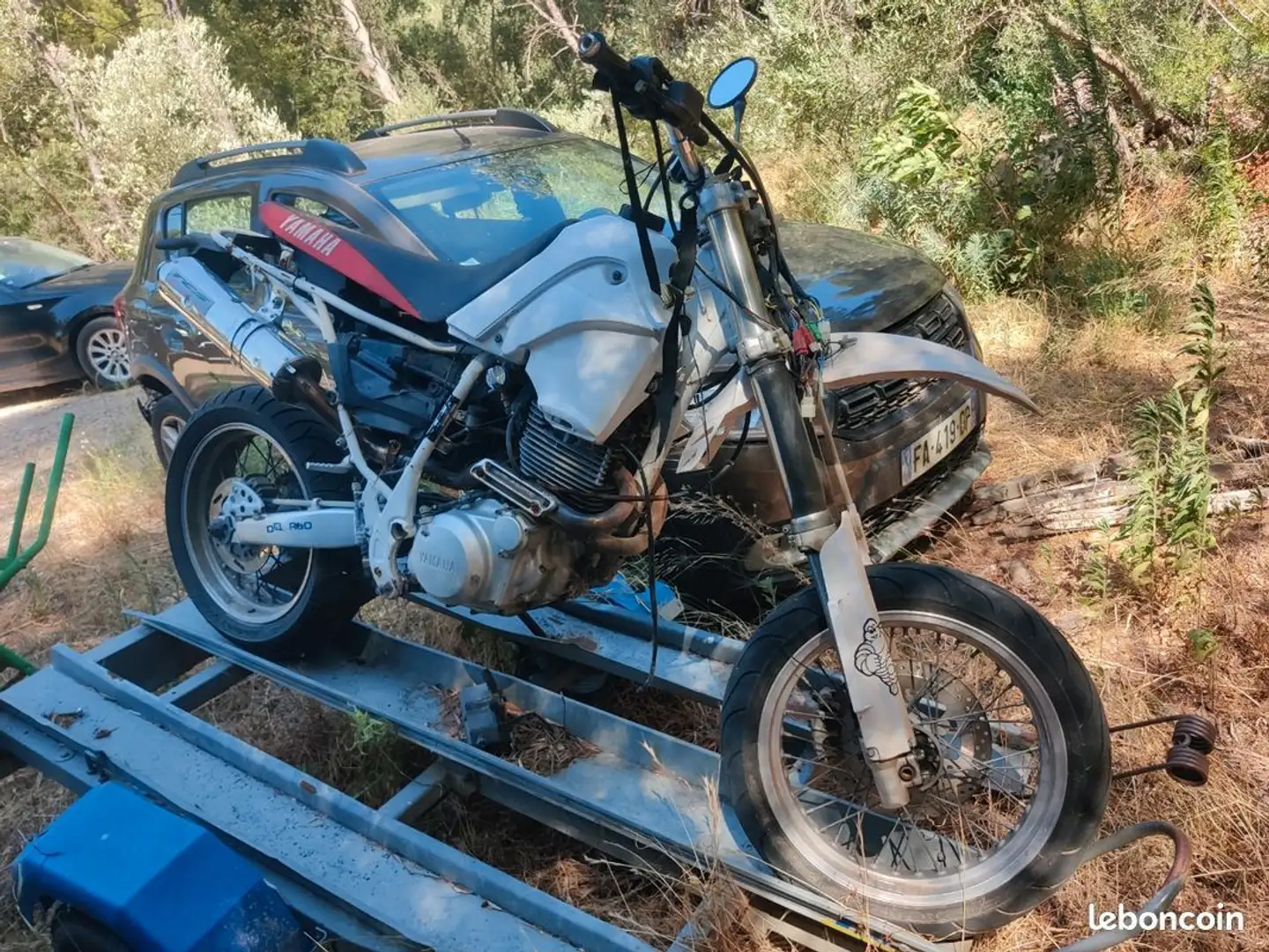 Yamaha TT 600 tte pour pièces ou à renover - 1