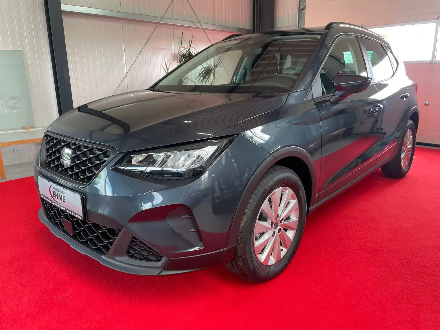 SEAT Arona Style 1.0 TSI *AHK*SHZ*PDC*LED*5J GARANTIE Grau - 1
