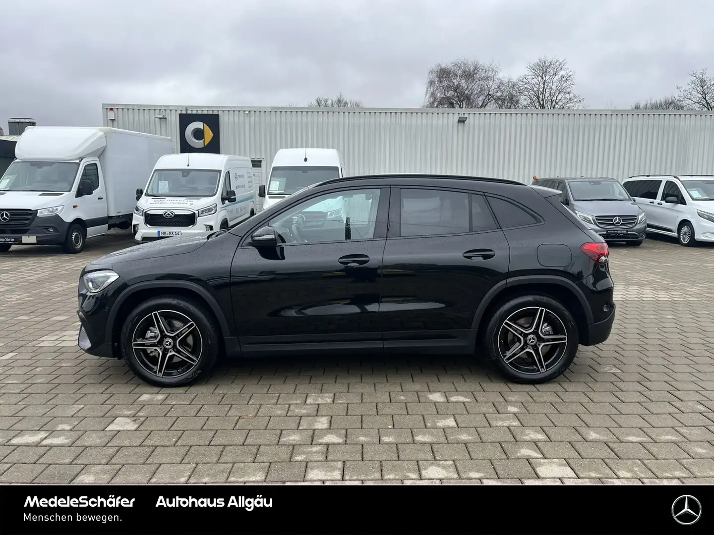 Mercedes-Benz GLA 250 GLA 250 e AMG Night 19" MultibeamLED Kamera Sport Nero - 2