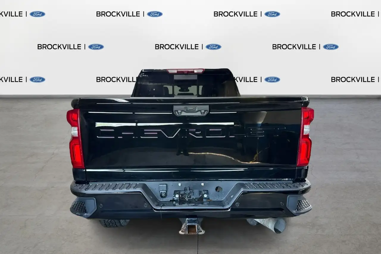 Chevrolet Silverado 2500 снимка Chevrolet Silverado 2500