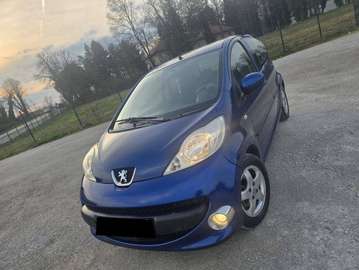 107 1.0i 12v Trendy