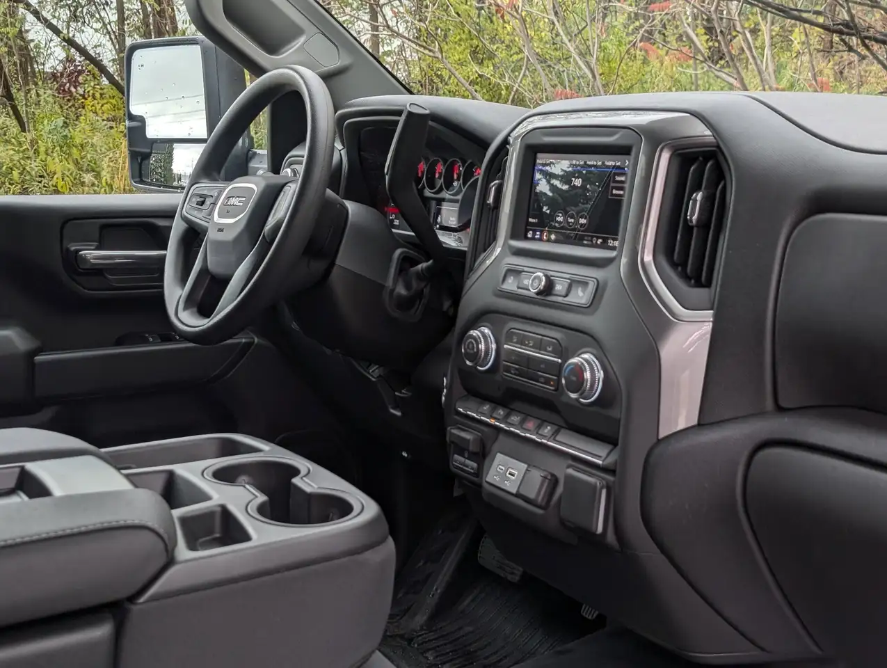 GMC Sierra 2500HD снимка GMC Sierra 2500HD