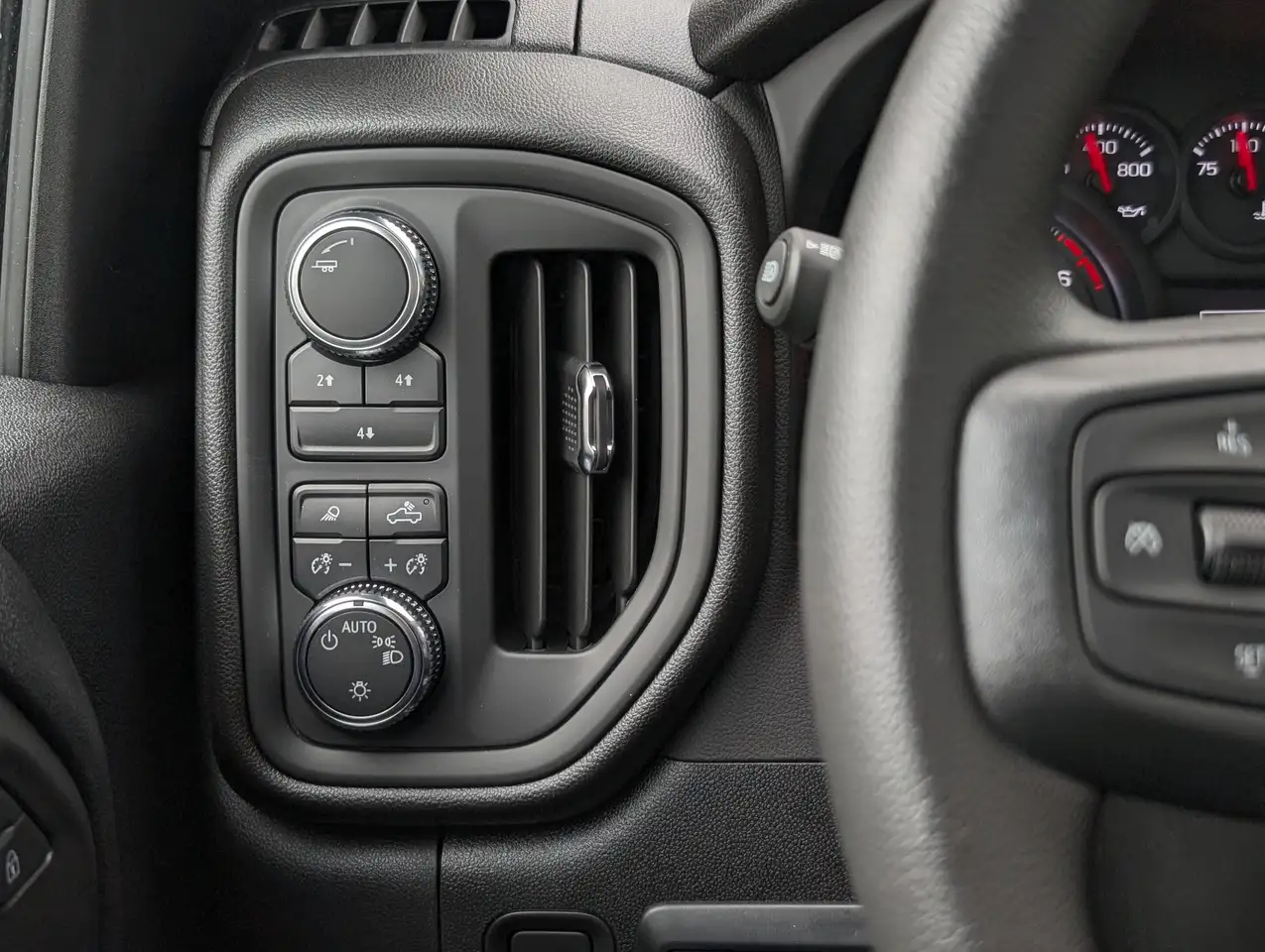 GMC Sierra 2500HD снимка GMC Sierra 2500HD