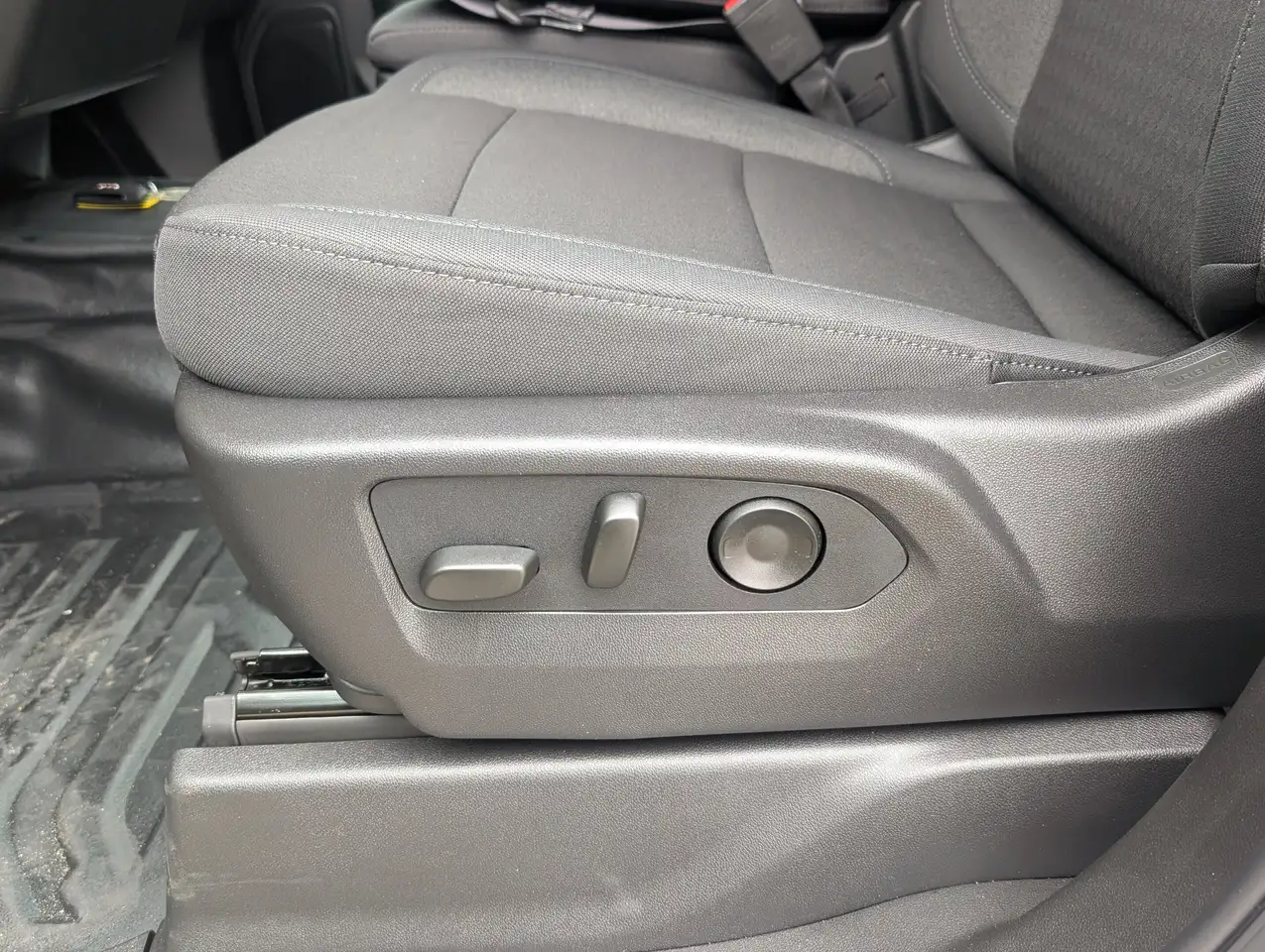 GMC Sierra 2500HD снимка GMC Sierra 2500HD
