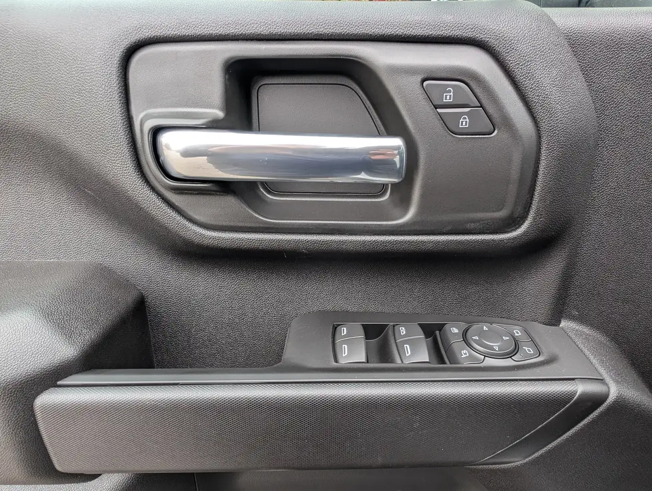GMC Sierra 2500HD снимка GMC Sierra 2500HD