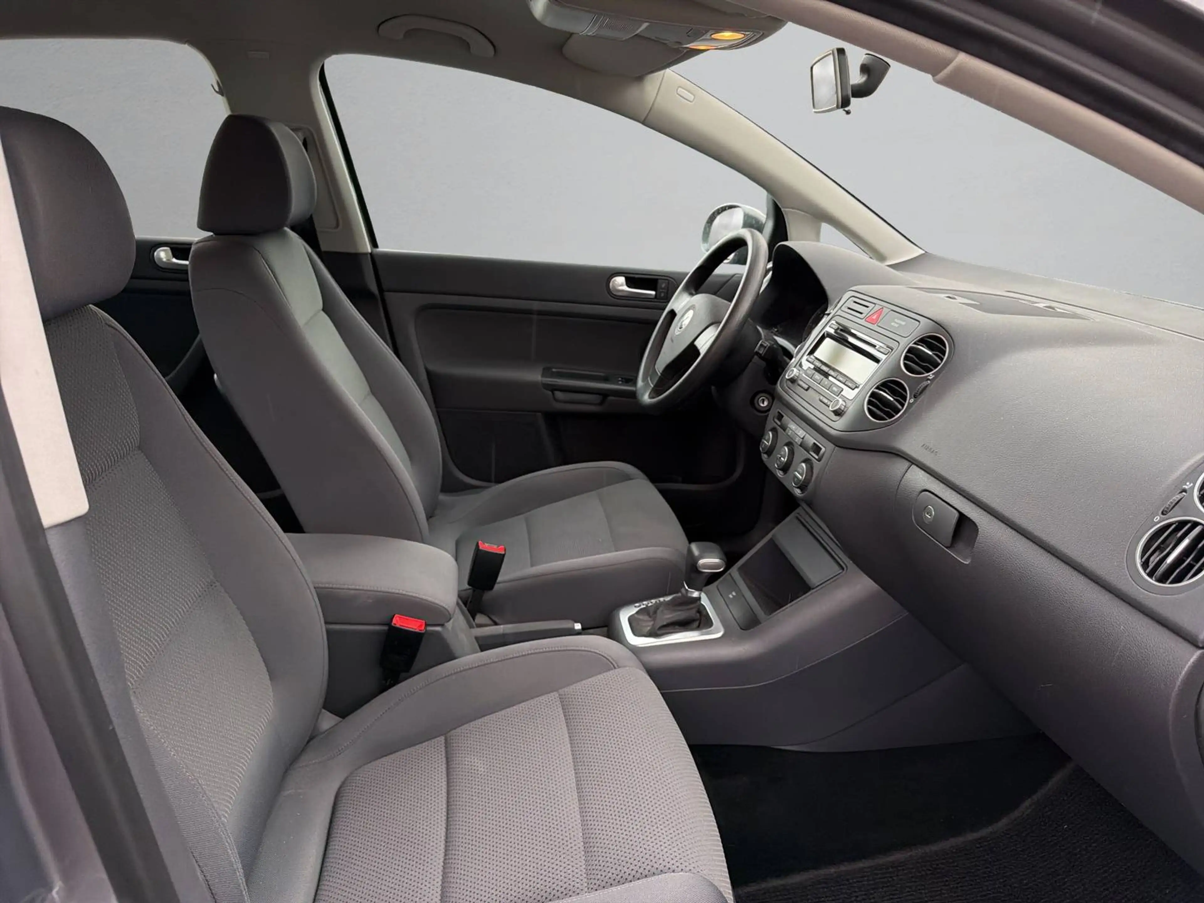 Volkswagen Golf Plus 1.6 1.HAND*PDC*KLIMAAUT*TEMPOMAT — photo 15