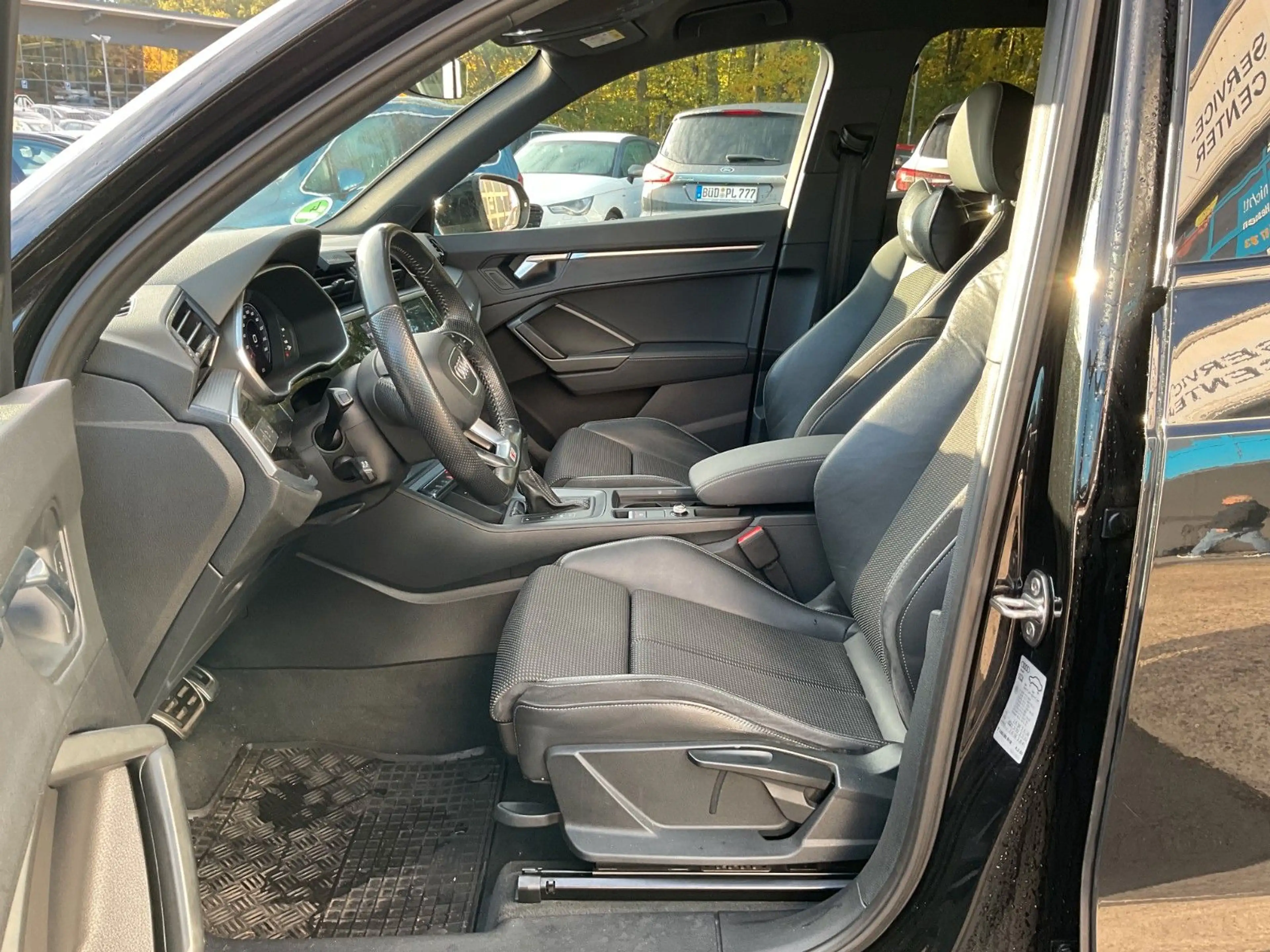 Audi Q3 40 TDI quattro 3xS line LED Navi Kamera SHZ — photo 9