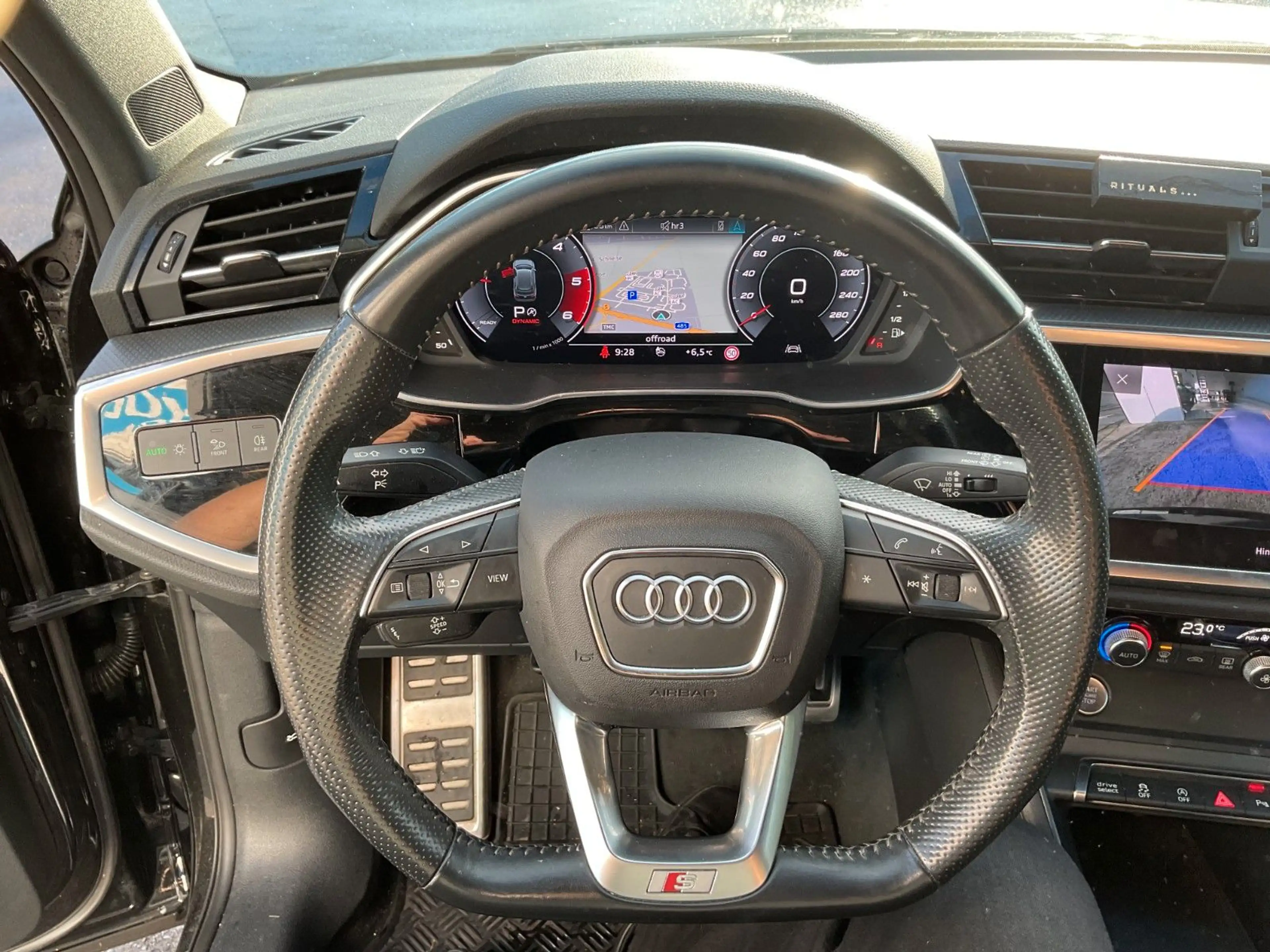 Audi Q3 40 TDI quattro 3xS line LED Navi Kamera SHZ — photo 13