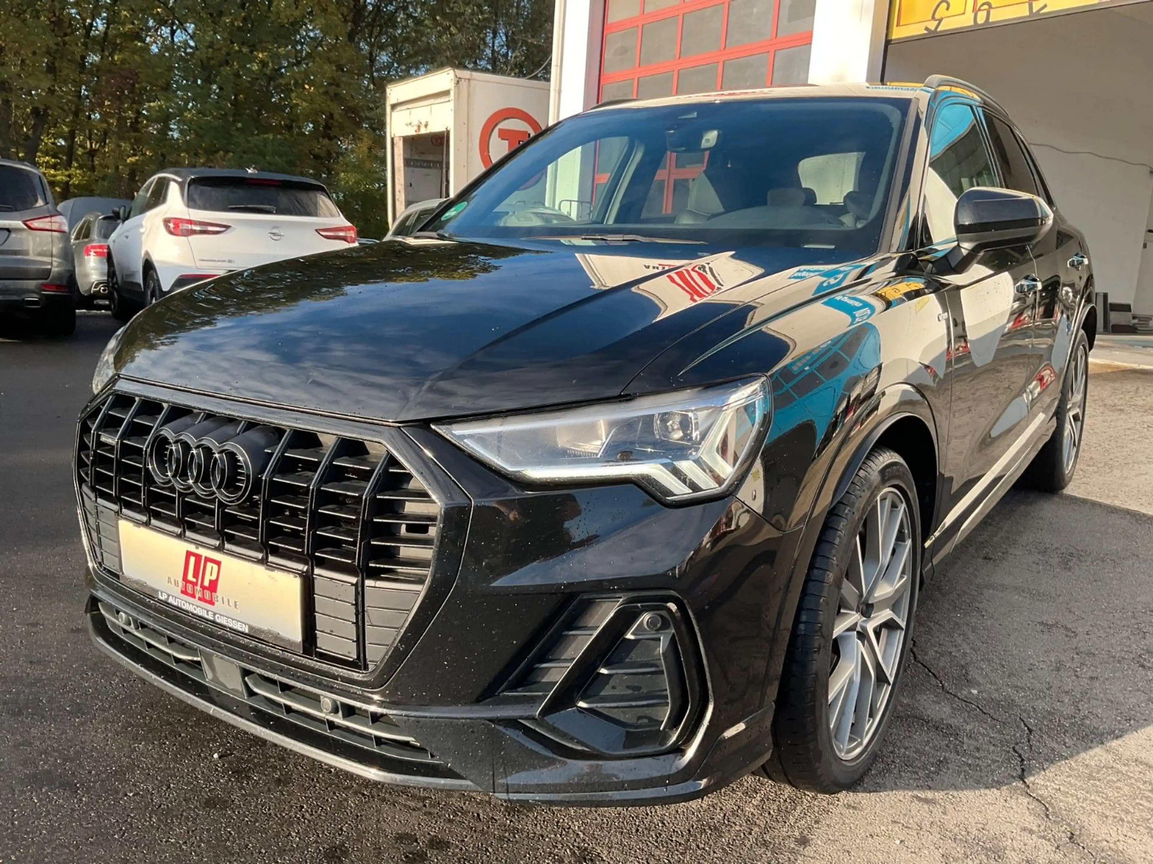 Audi Q3 40 TDI quattro 3xS line LED Navi Kamera SHZ