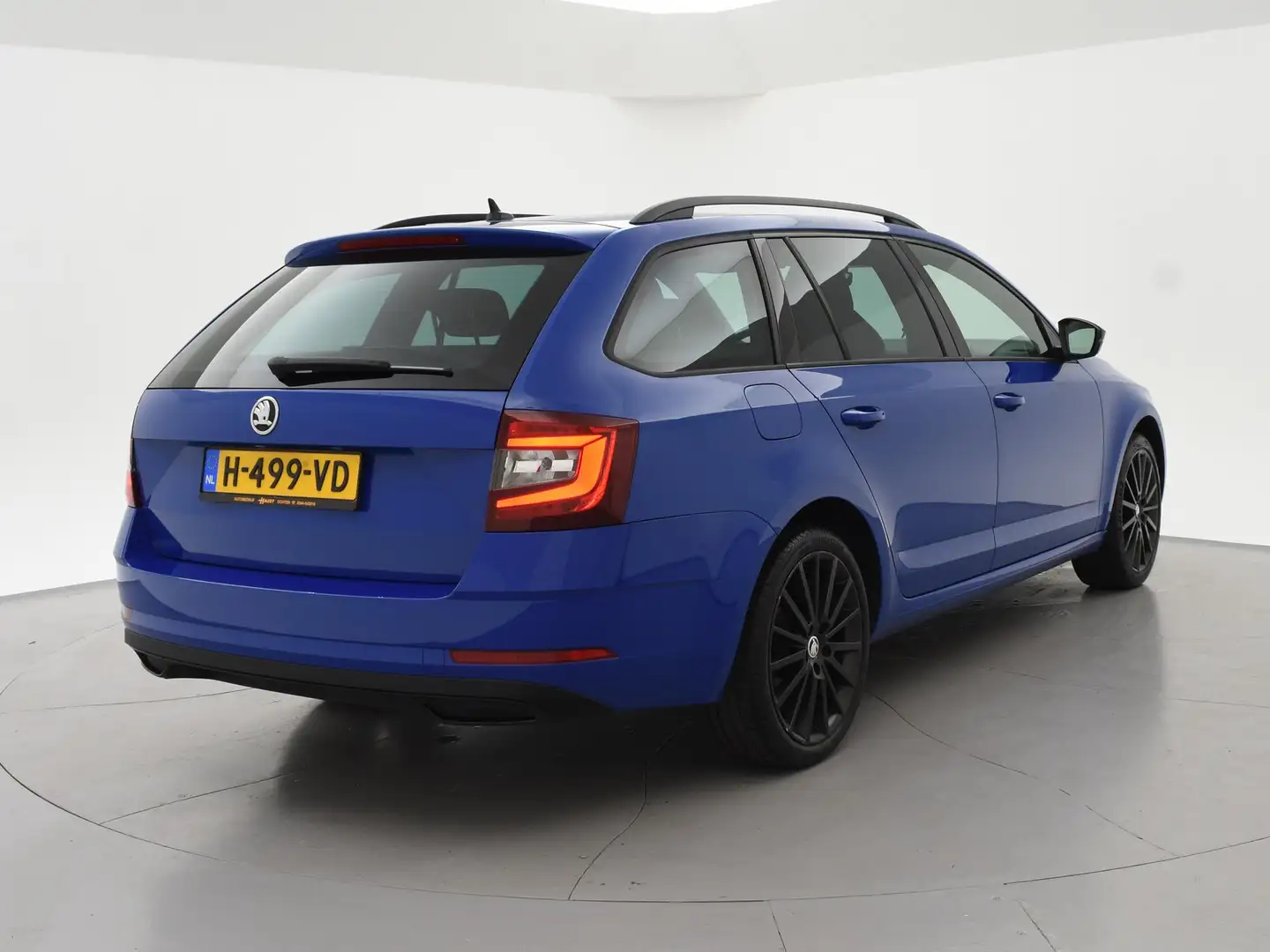 Skoda Octavia Combi 1.5 TSI 150 PK DSG AUT. SPORTLINE - ENERGY B Blauw - 2