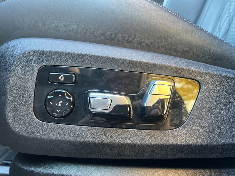 BMW X6 xDrive40d 22" M-Sport Pro, Massage, M-Sitz, Iconic — photo 15