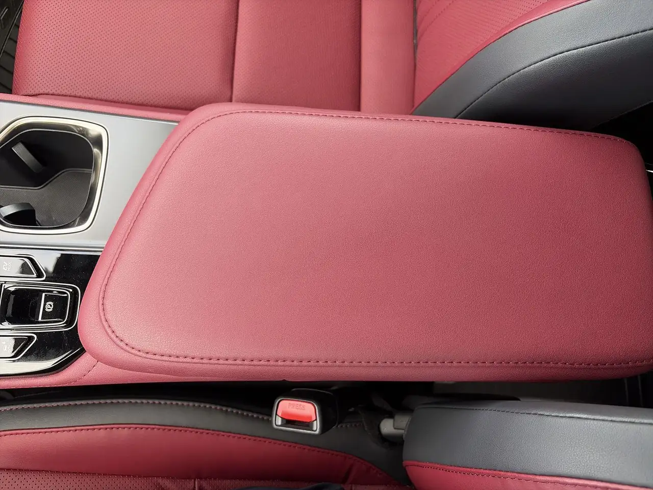 Lexus NX снимка Lexus NX