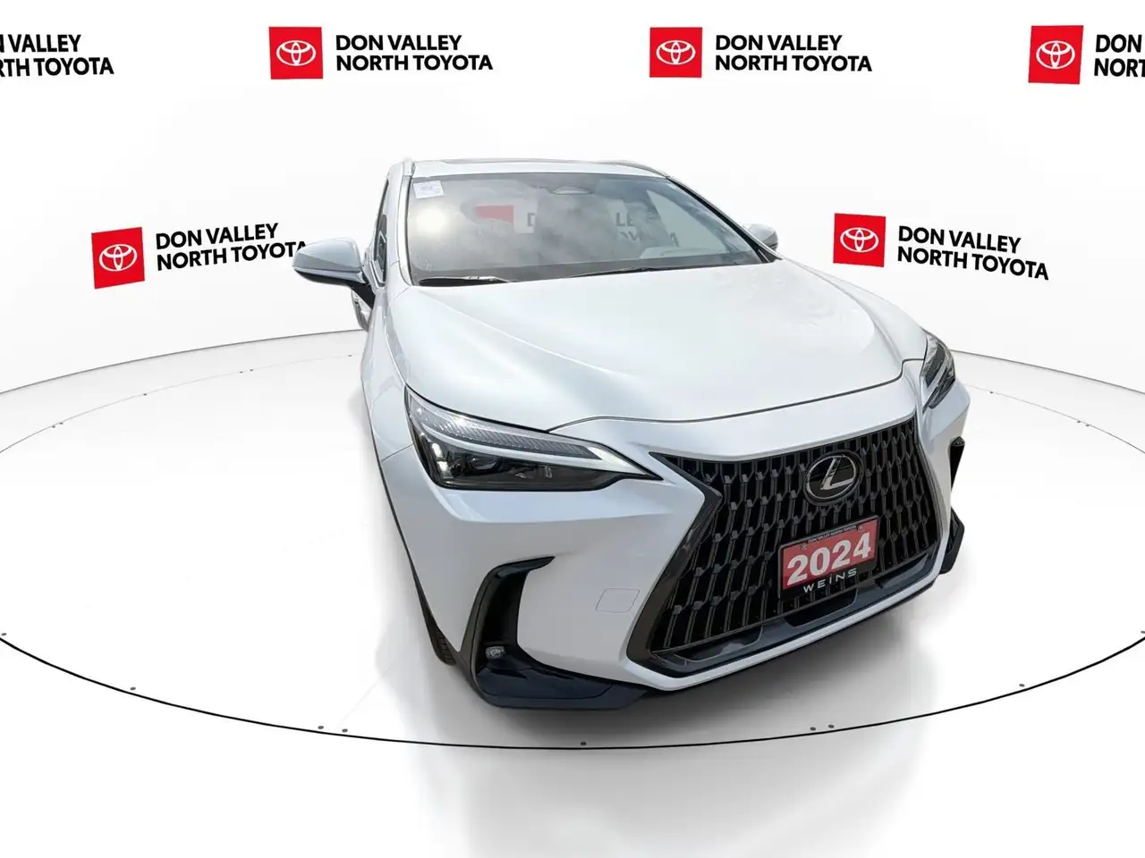 Lexus NX снимка Lexus NX