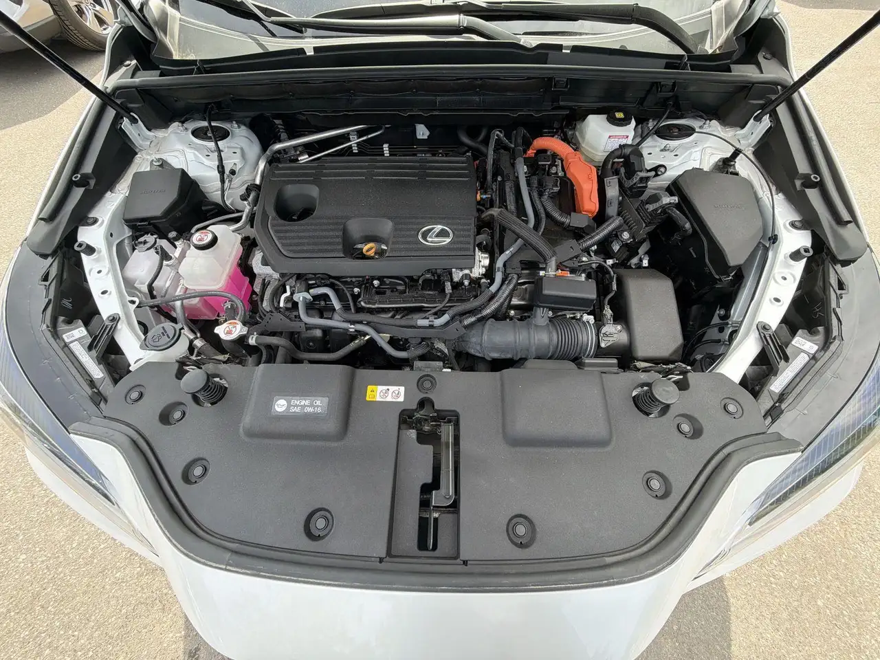 Lexus NX снимка Lexus NX