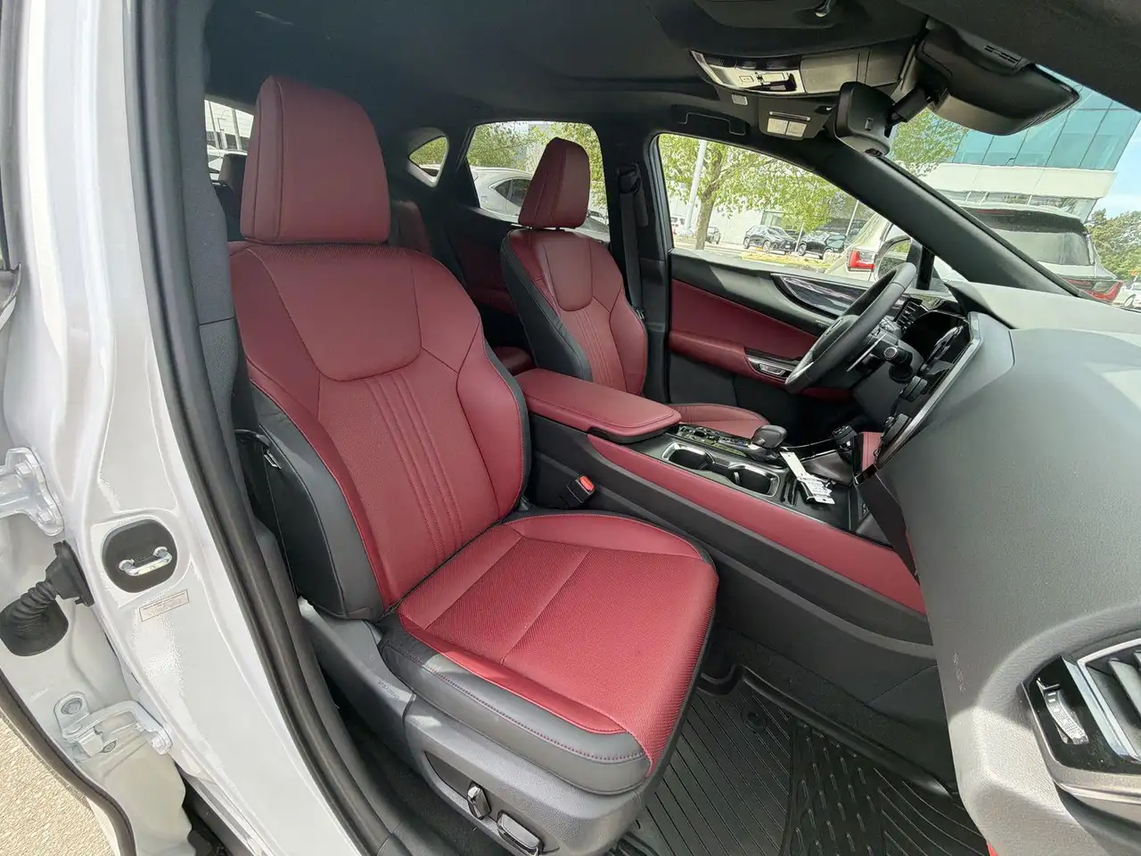 Lexus NX снимка Lexus NX