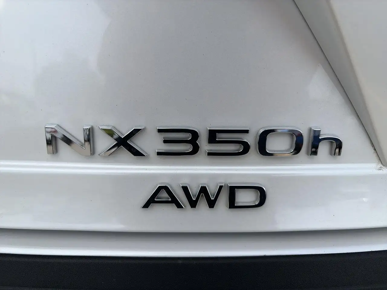 Lexus NX снимка Lexus NX
