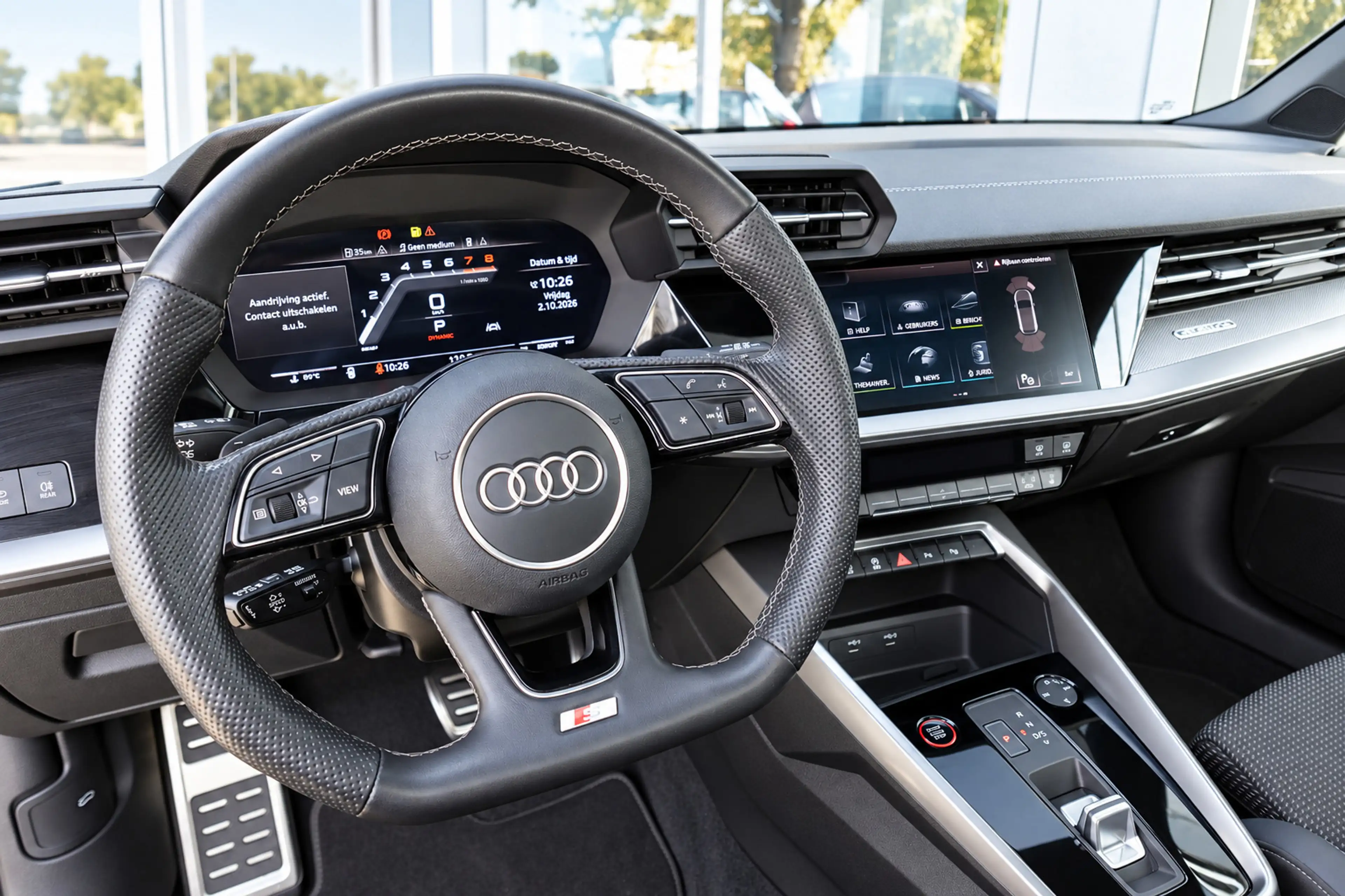 Audi S3 Sportback 2.0 TFSI S3 quattro PANO MATRIX KEYLESS — photo 4