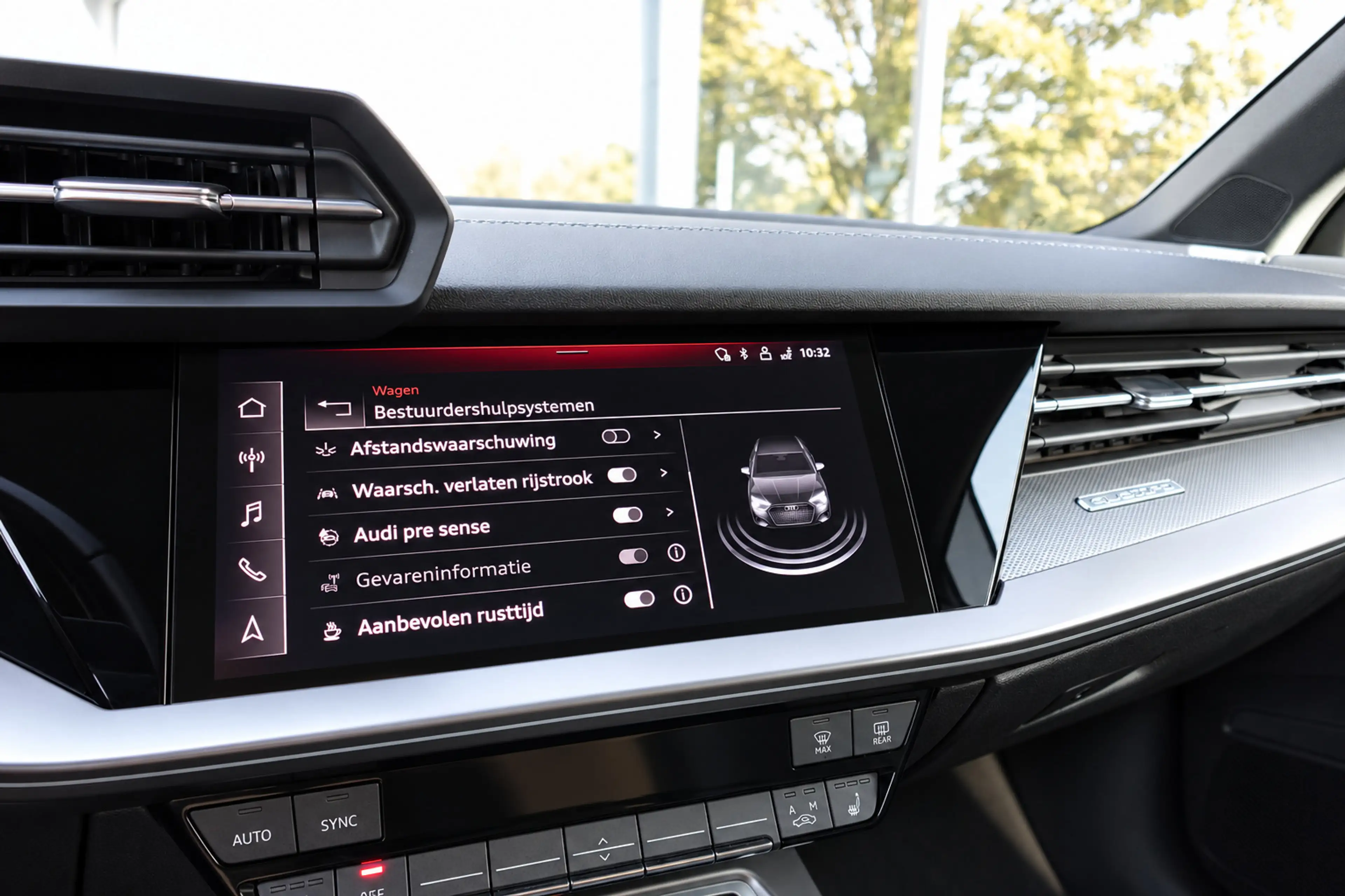 Audi S3 Sportback 2.0 TFSI S3 quattro PANO MATRIX KEYLESS — photo 13