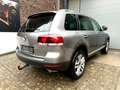 Volkswagen Touareg 3.0 TDi V6 Tiptronic Zilver - thumbnail 3