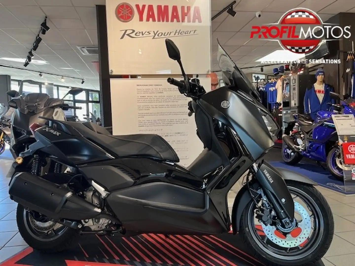 Yamaha X-Max 300 Noir - 1