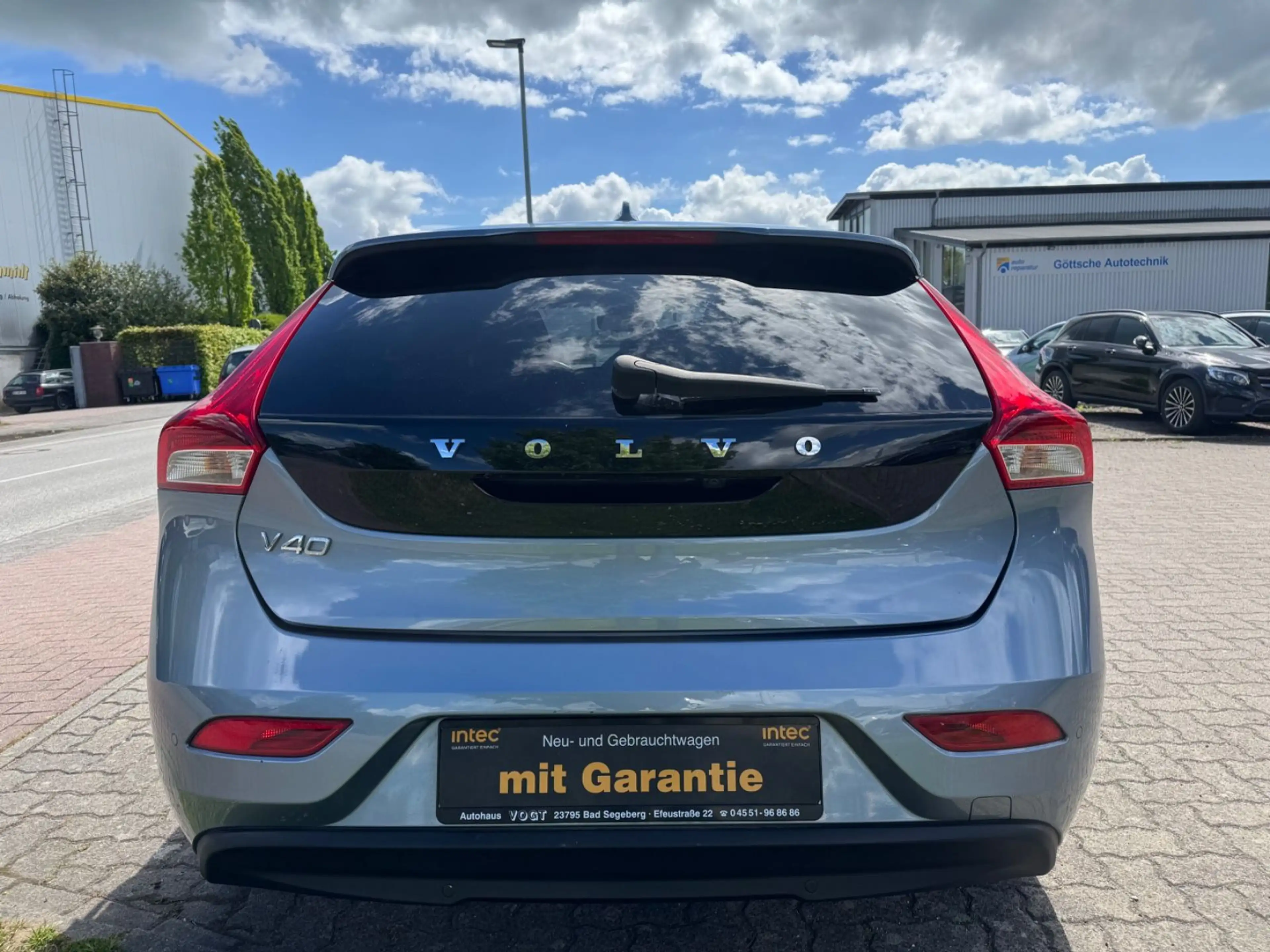 Volvo V40 Momentum SHZ/KLIMA/KAMERA/LED — photo 5