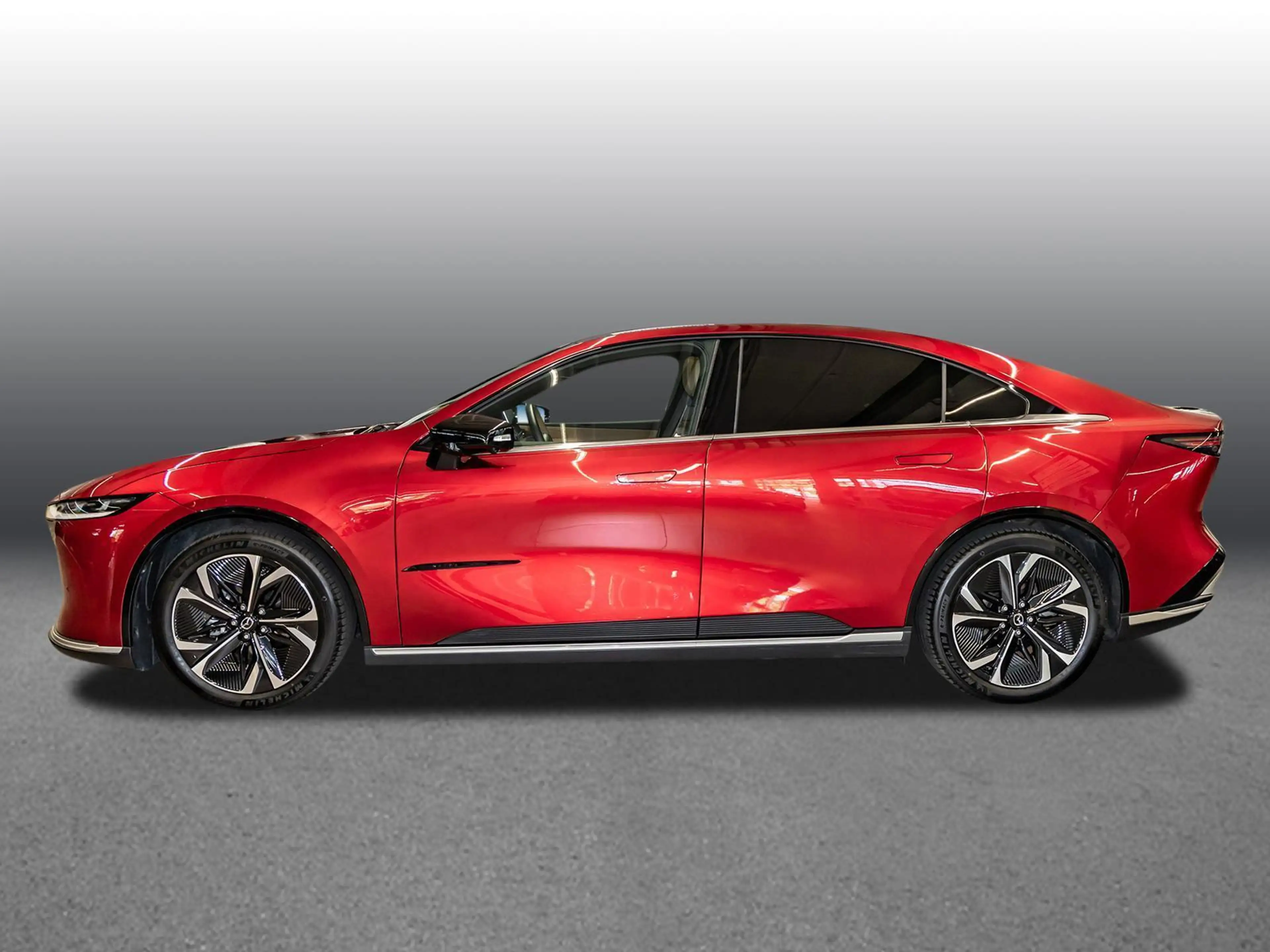 Mazda 6e EV 258PS Takumi Plus HEADUP TOTWINKEL 360° BT — photo 4