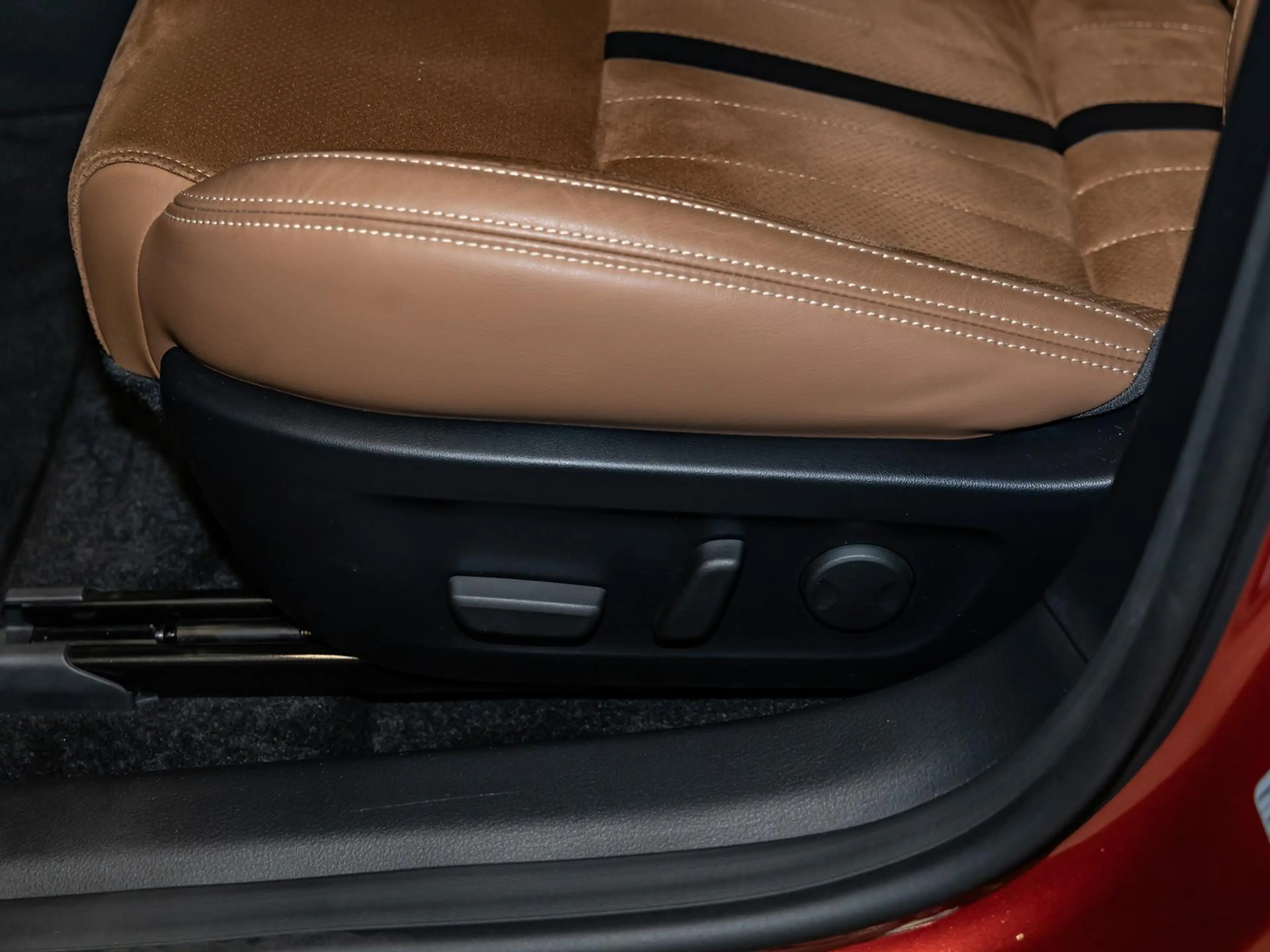 Mazda 6e EV 258PS Takumi Plus HEADUP TOTWINKEL 360° BT — photo 15