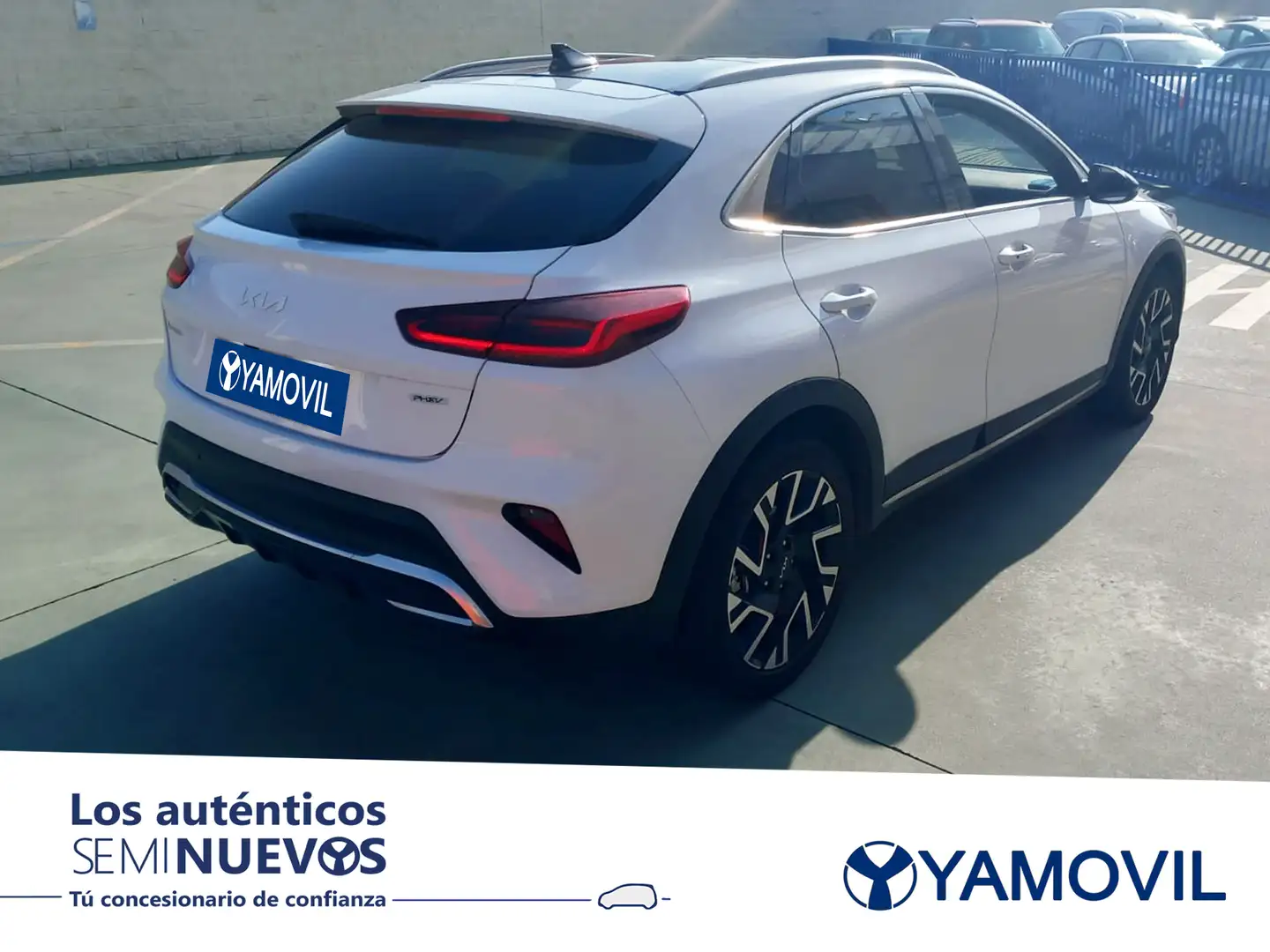 Kia XCeed 1.6 PHEV eMotion Aut. Blanc - 2