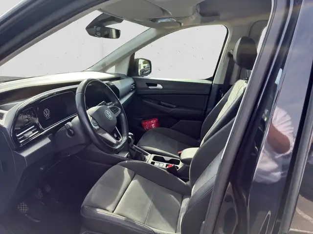 Volkswagen Caddy view 8