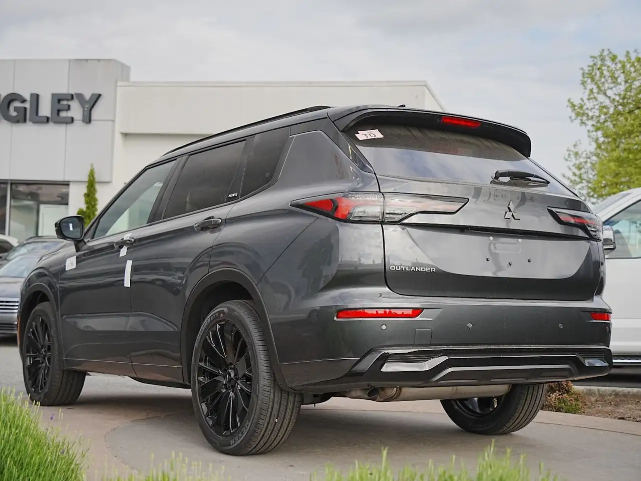 Mitsubishi Outlander снимка Mitsubishi Outlander