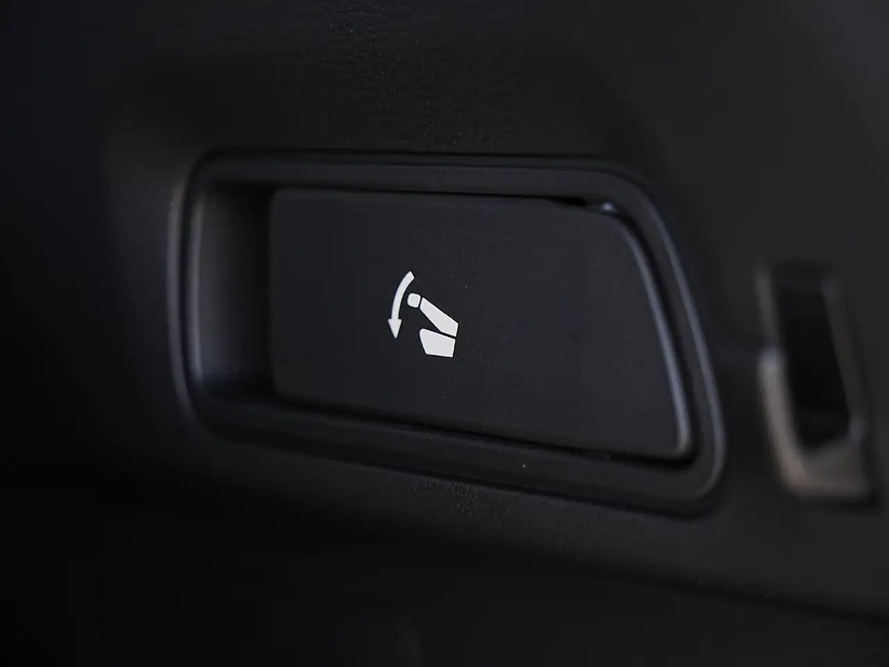 Mitsubishi Outlander снимка Mitsubishi Outlander