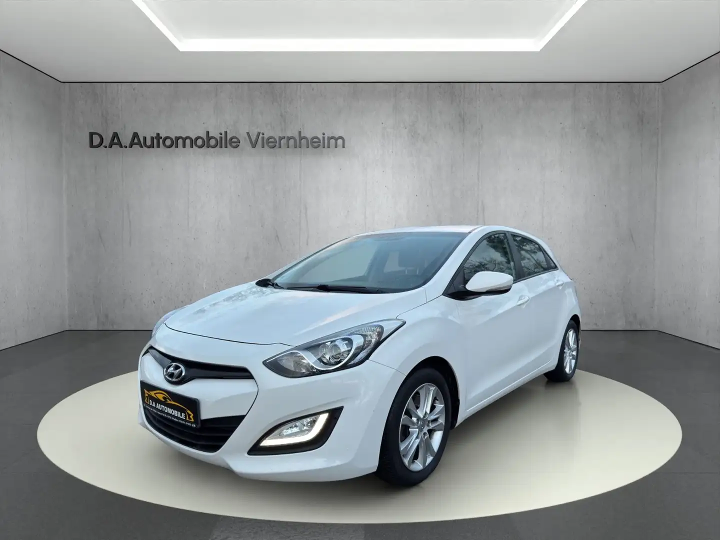 Hyundai i30 FIFA World Cup Edition°Navi°SHZ°R-Kamera°PDC Blanc - 1