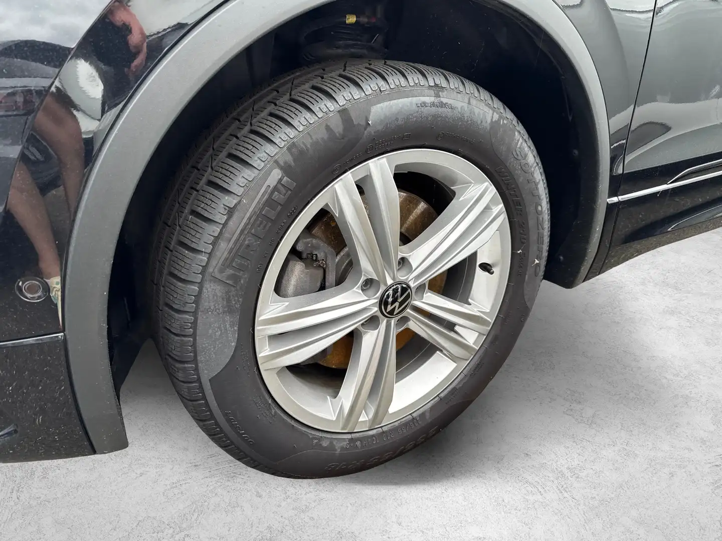 Volkswagen Tiguan Allspace R-Line 2.0l TDI 4M PANO KAMERA NAVI Schwarz - 2