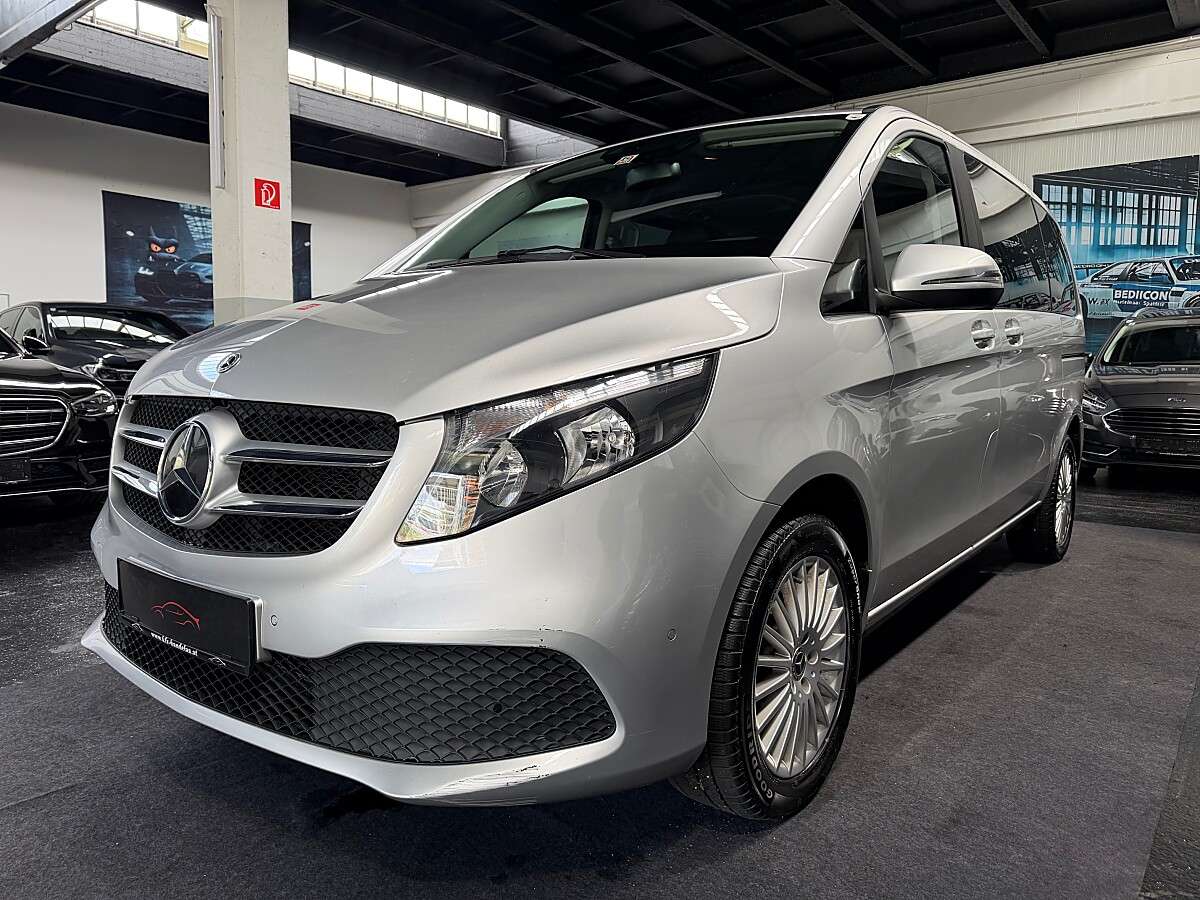 2021 Mercedes Benz V 220