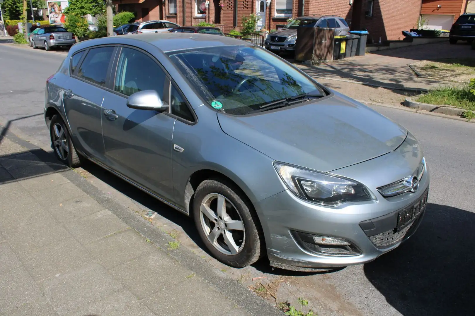 Opel Astra J 1.4 T*AUTOMATIK*GETRIEBESCHADEN* Zilver - 2