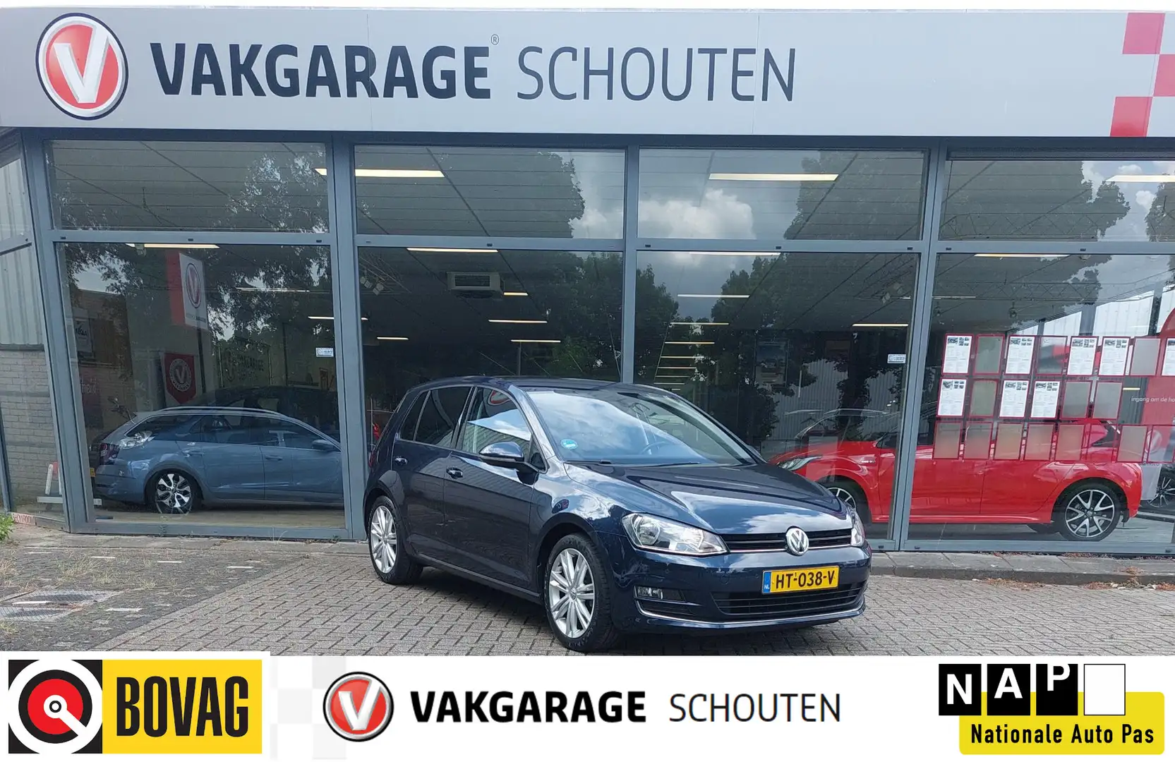 Volkswagen Golf 1.2 TSI Highline Blauw - 1