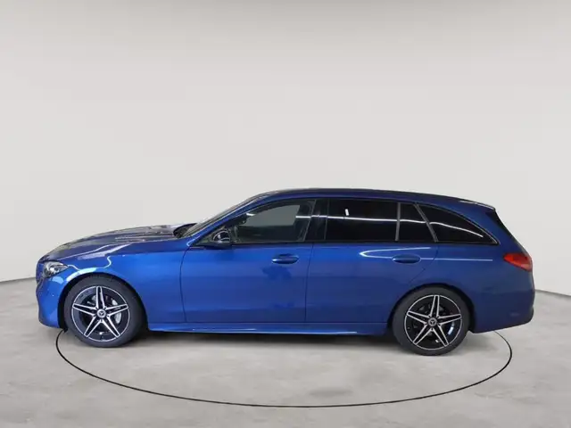 Mercedes-Benz C-Class view 6
