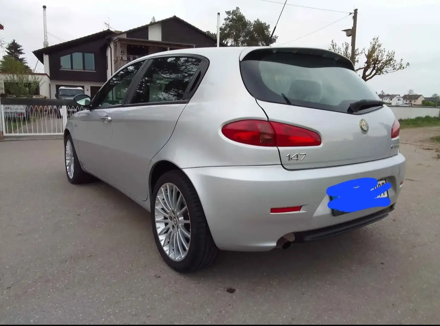 Alfa Romeo 147 5p 1.6 ts 16v Distinctive c/esp 120cv - 1