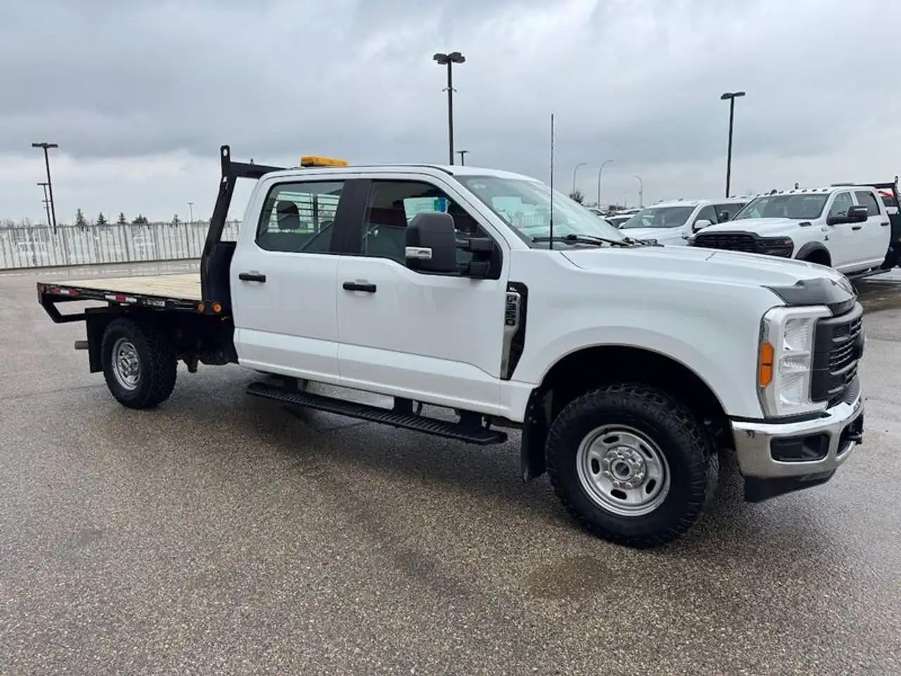 Ford F 350 снимка Ford F 350