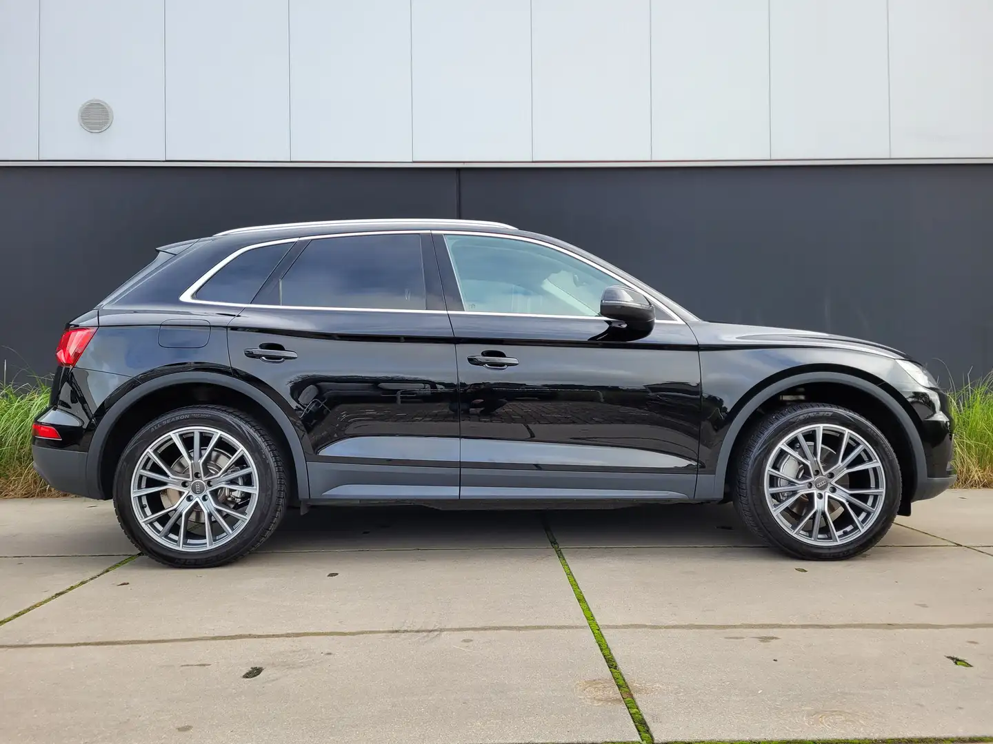Audi Q5 2.0 TDI quattro S tronic *21"ALU*PTS*EL.KOFFER*MMI Zwart - 2