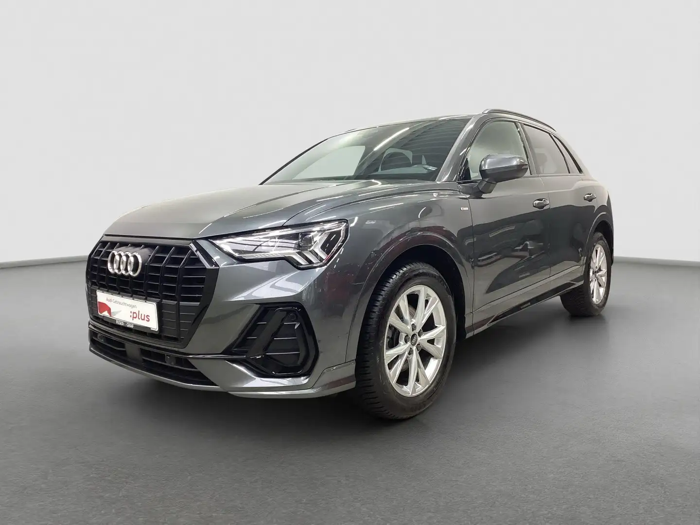 Audi Q3 S line 35 TFSI S tronic LED ACC Navi RFK Keyless Grau - 1
