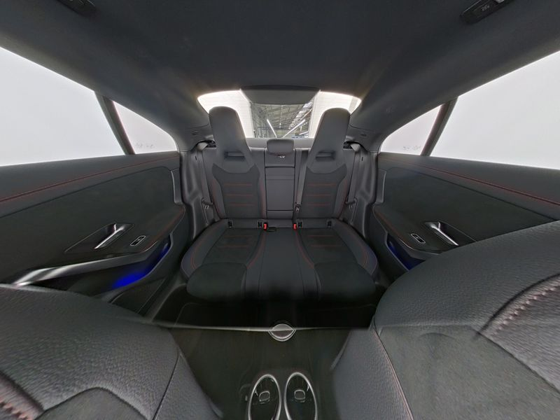 Mercedes-Benz CLA 250 e AMG-Sport/MLB/360/Pano/Night/Distr/18" — photo 10