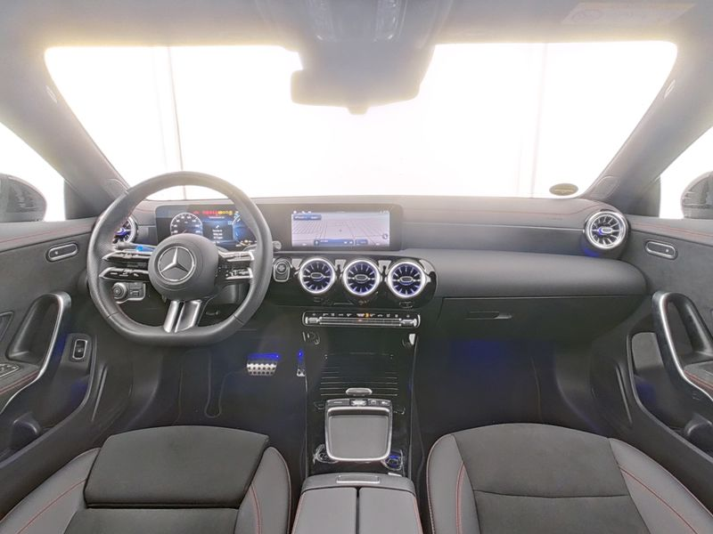 Mercedes-Benz CLA 250 e AMG-Sport/MLB/360/Pano/Night/Distr/18" — photo 6