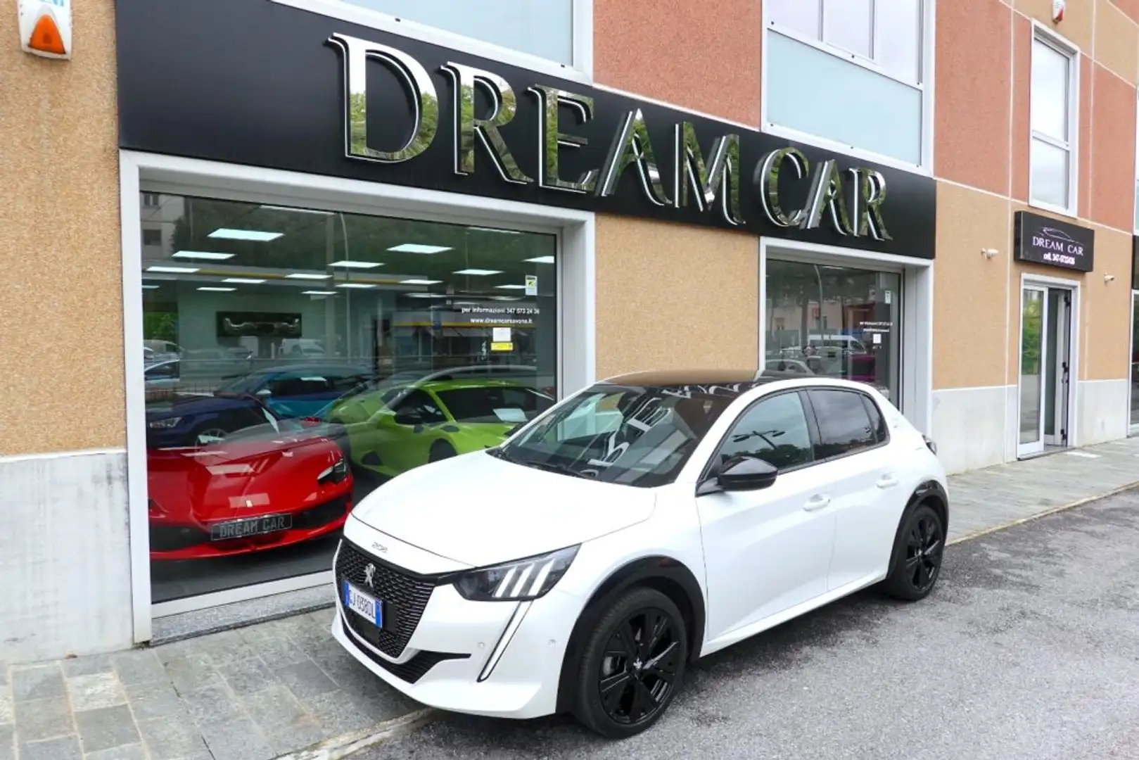 Peugeot 208 GT 131CV EAT8 5 porte TETTO PANO-ALCANTARA Bianco - 1