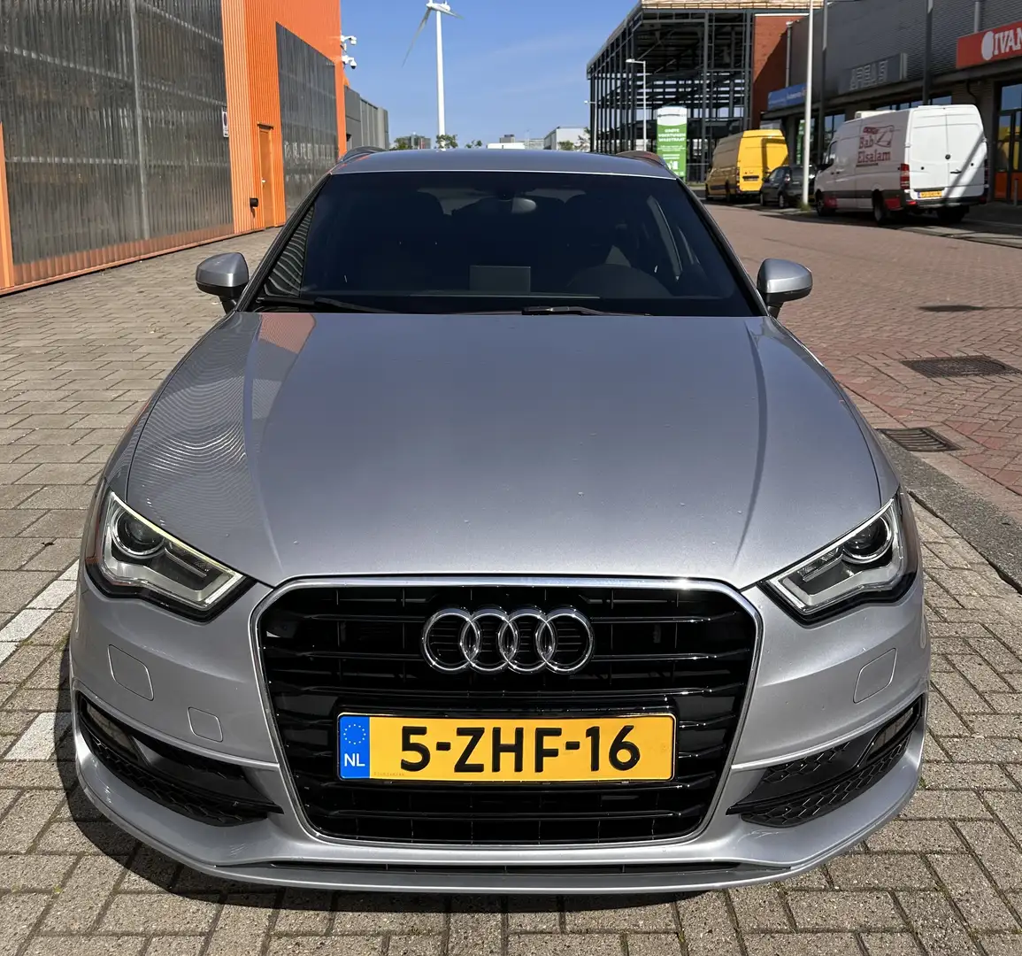 Audi A3 1.4 TFSI Amb.PL S gt Gris - 1
